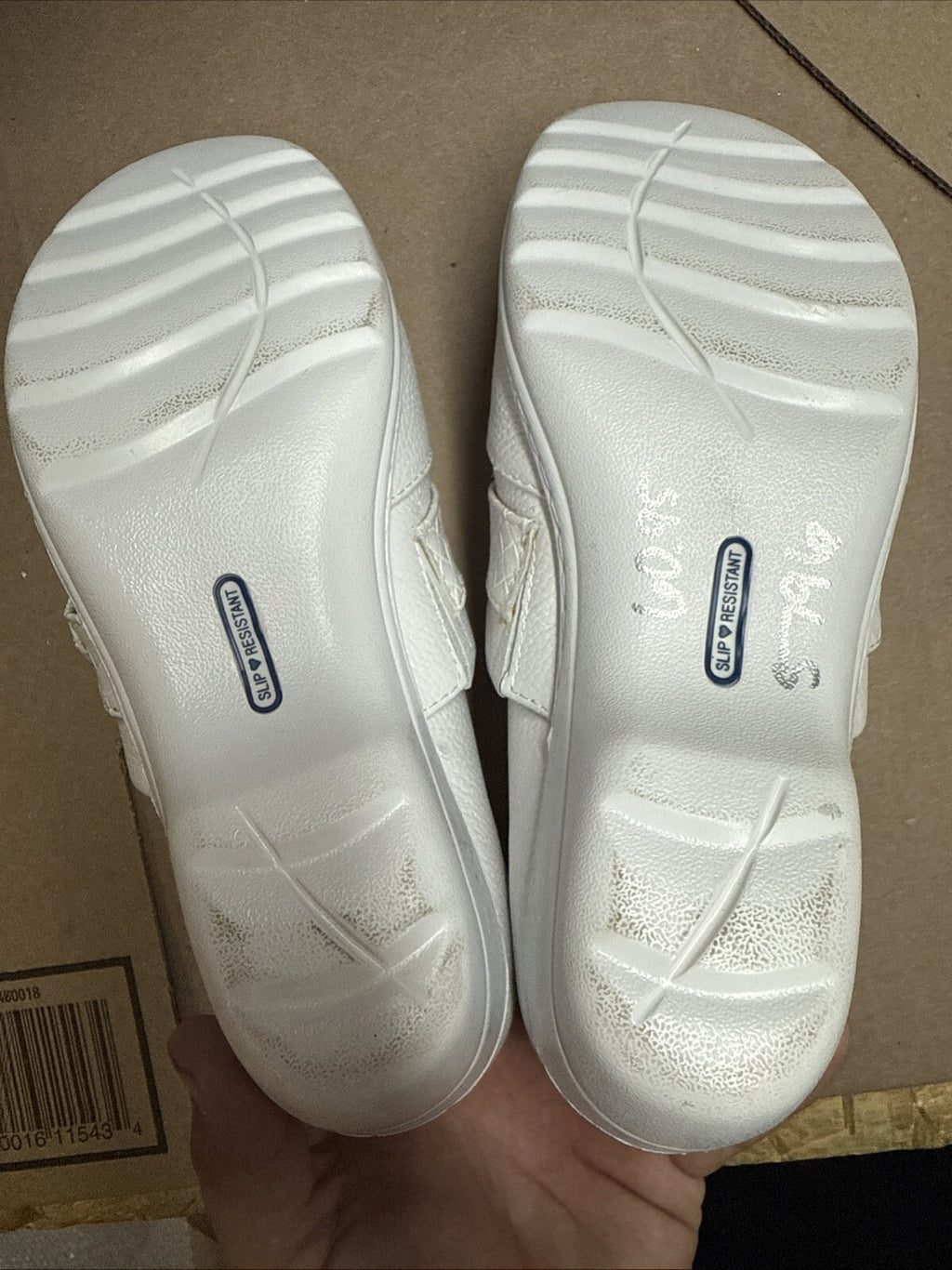 Women’s Nurse Mates Kris pillowTop lightweight Clog 8W White Leather