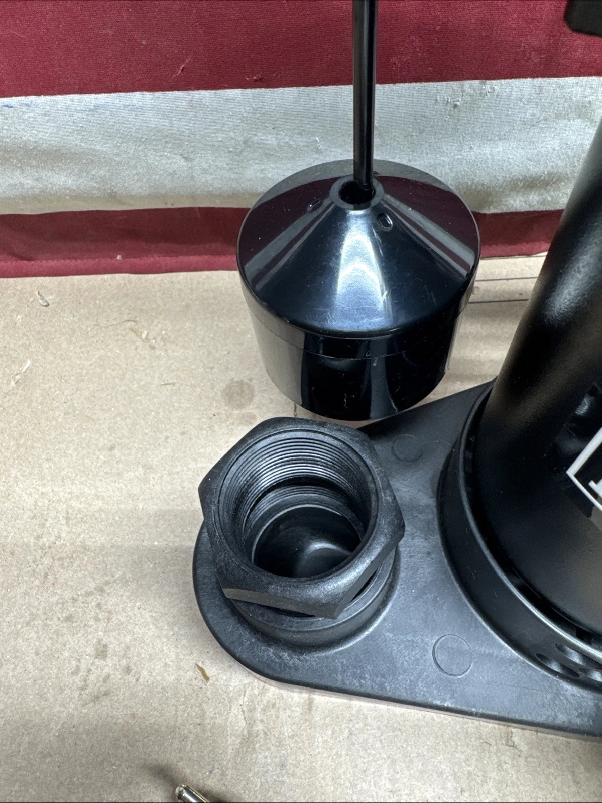 Everbilt HDSP50V 1/2 HP Submersible Sump Pump Thermoplastic Vertical., Open Box.