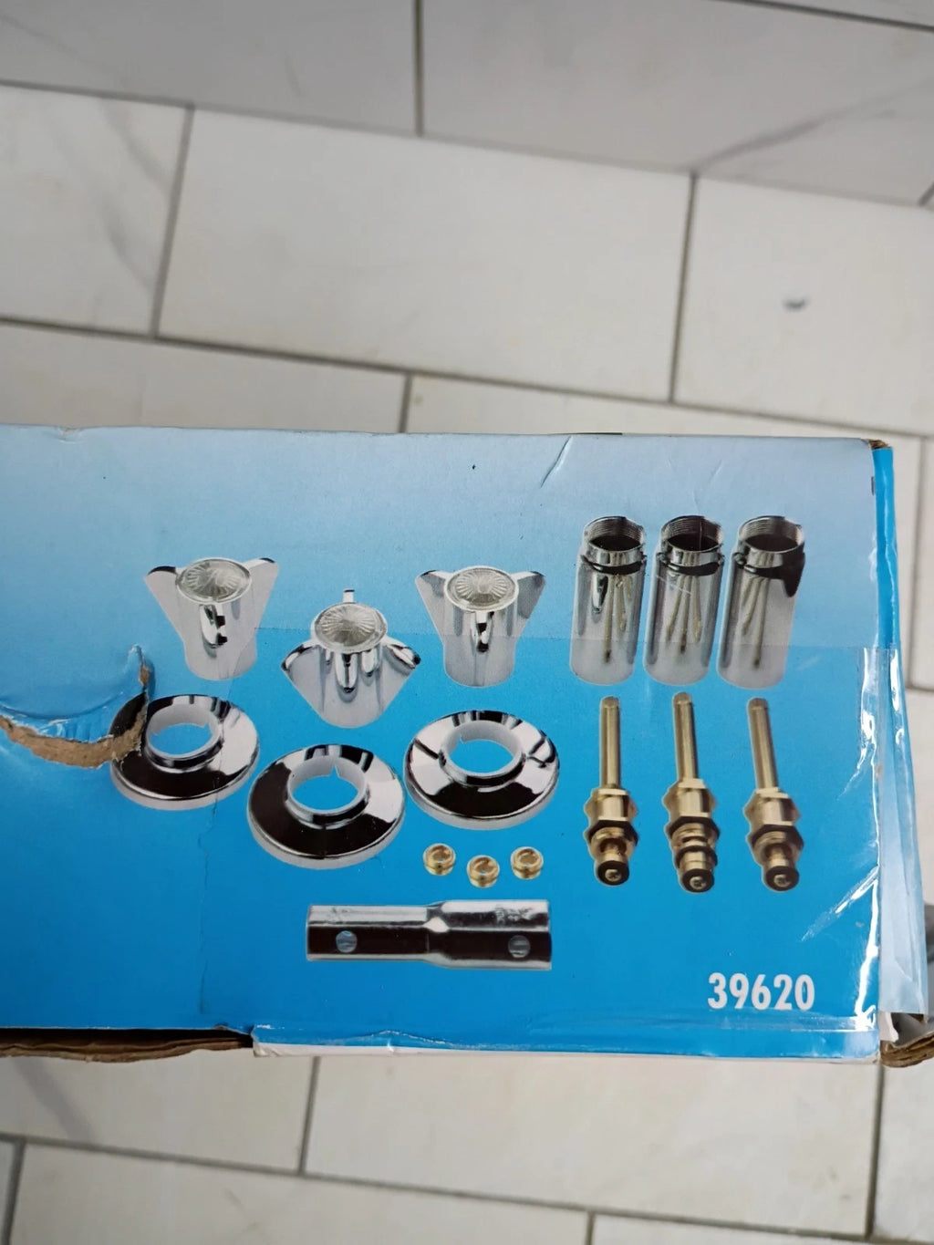 Danco 39620 Tub/Shower Remodeling Kit for Sayco,. Open Box Complete Set.