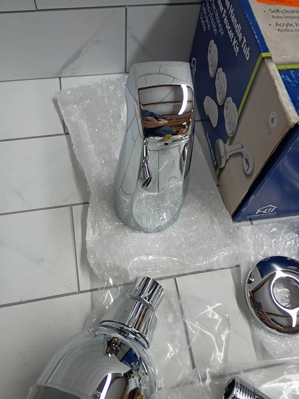 10-B83-WCH-B Chrome Finish Three-Handle Tub and Shower Faucet Set New Open Box