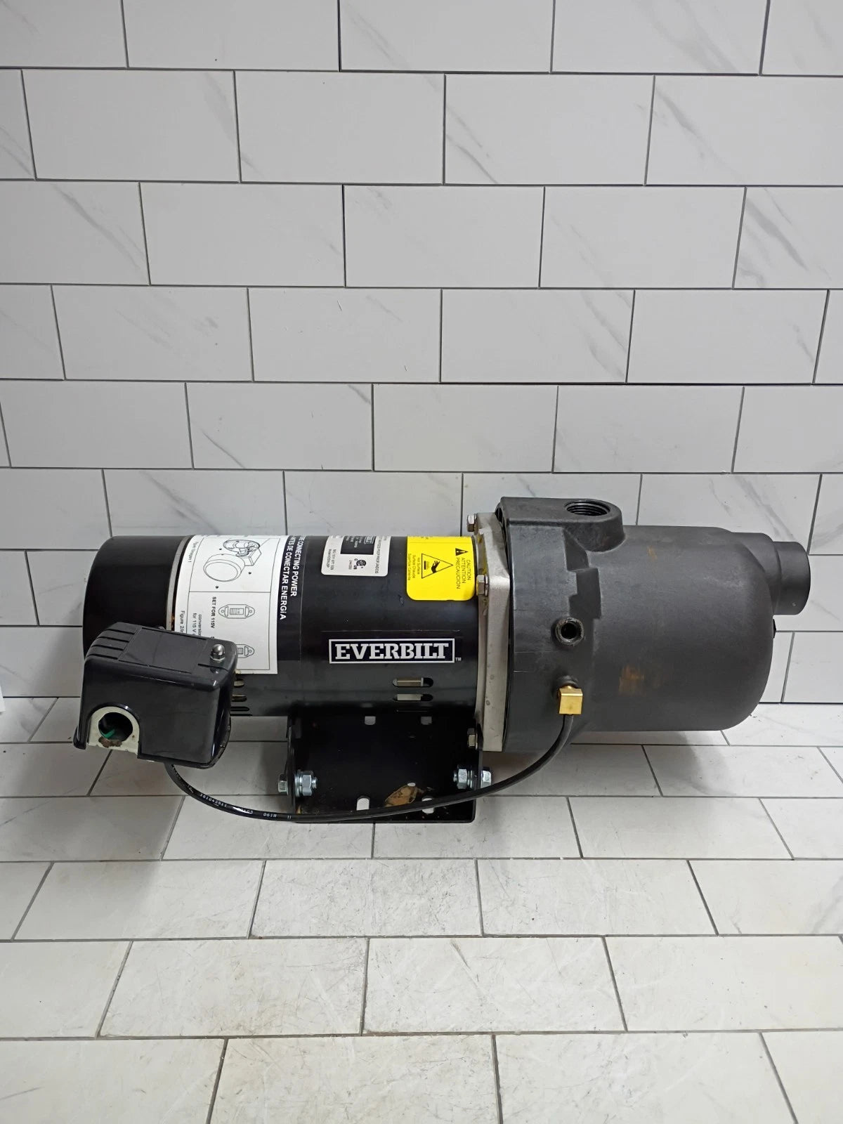 Everbilt HDSWJ5P 1/2 HP Plastic Shallow Well Jet Pump Used Read