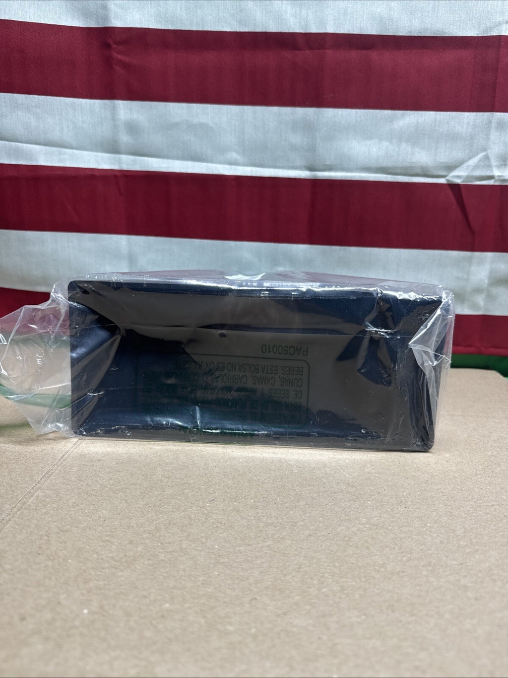 PowerTec 70151 Dust Hood 4" X 10"  Rectangular Funneled Shape -New-