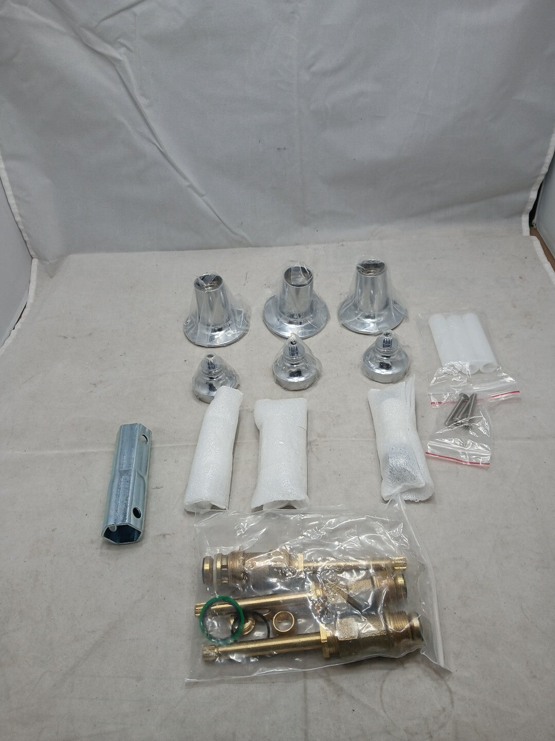 Danco Tub/Shower Remodeling Kit for Pfister - Porcelain Lever 39695