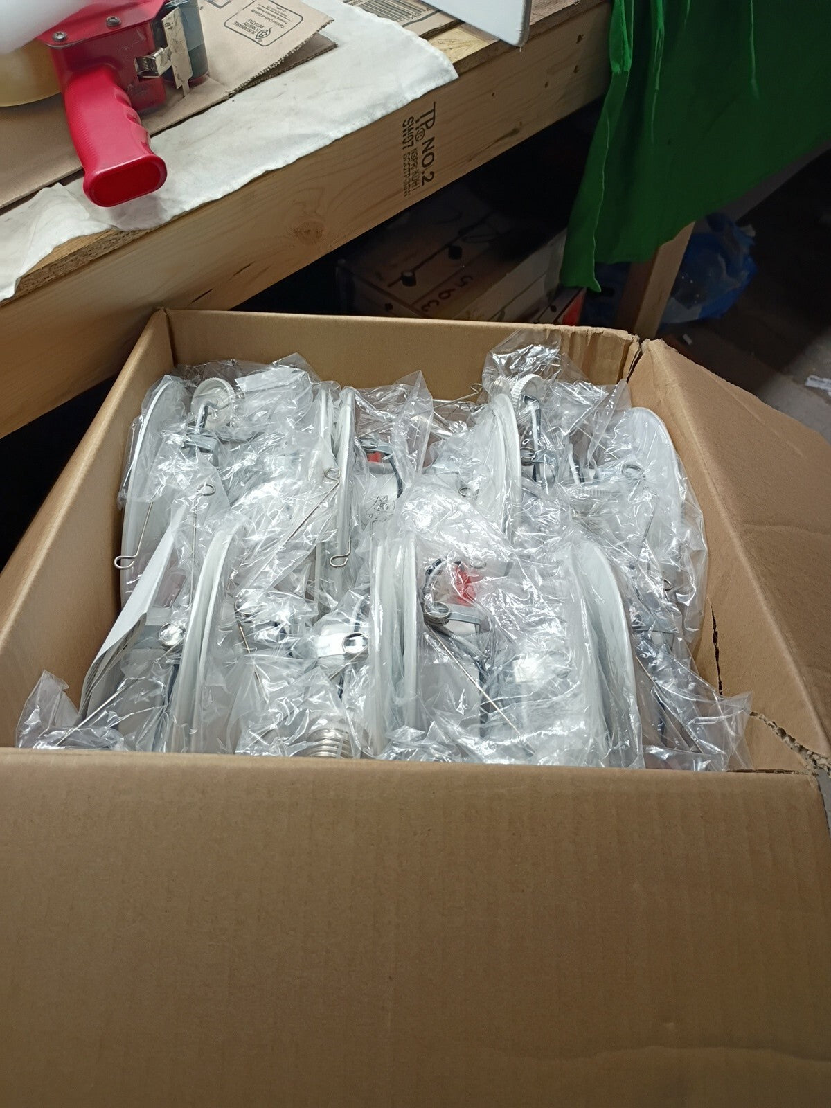 12 Pk round white LED Down Light ETI A01069301A  down light OPEN BOX