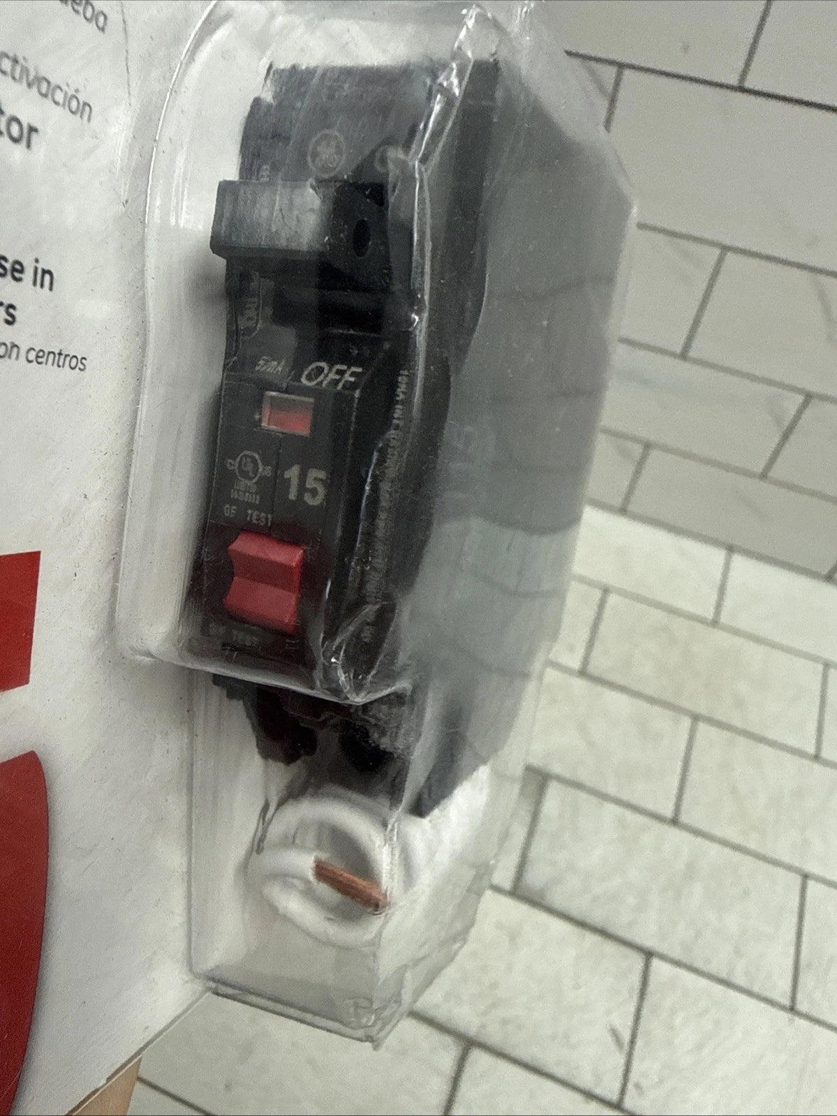 GE 15 Amp Single Pole Ground Fault Breaker with Self-Test (THQL1115GFTP)