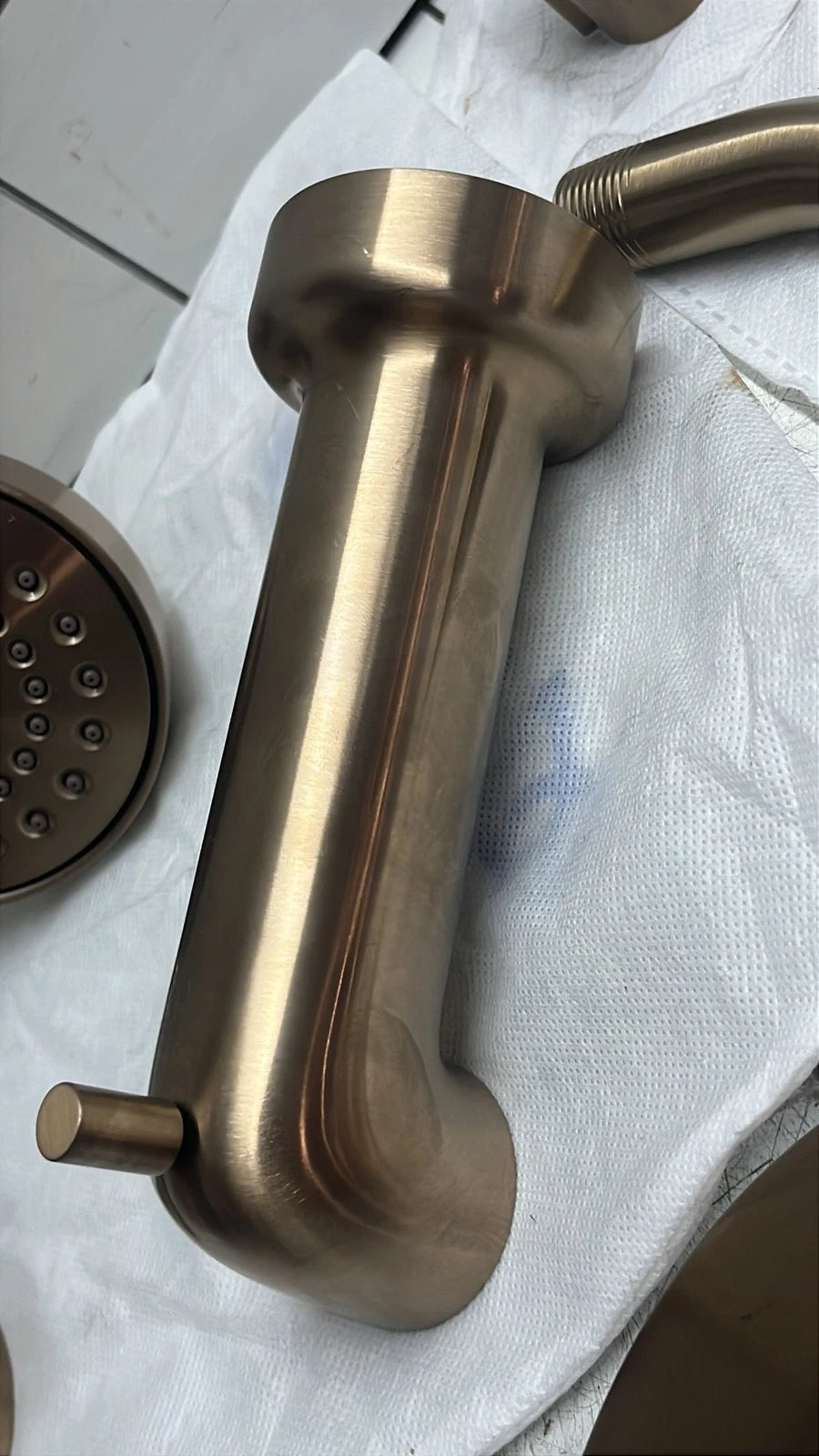 Moen T2903EPBZG Gibson Bronzed Gold Shower kit *READ Description*