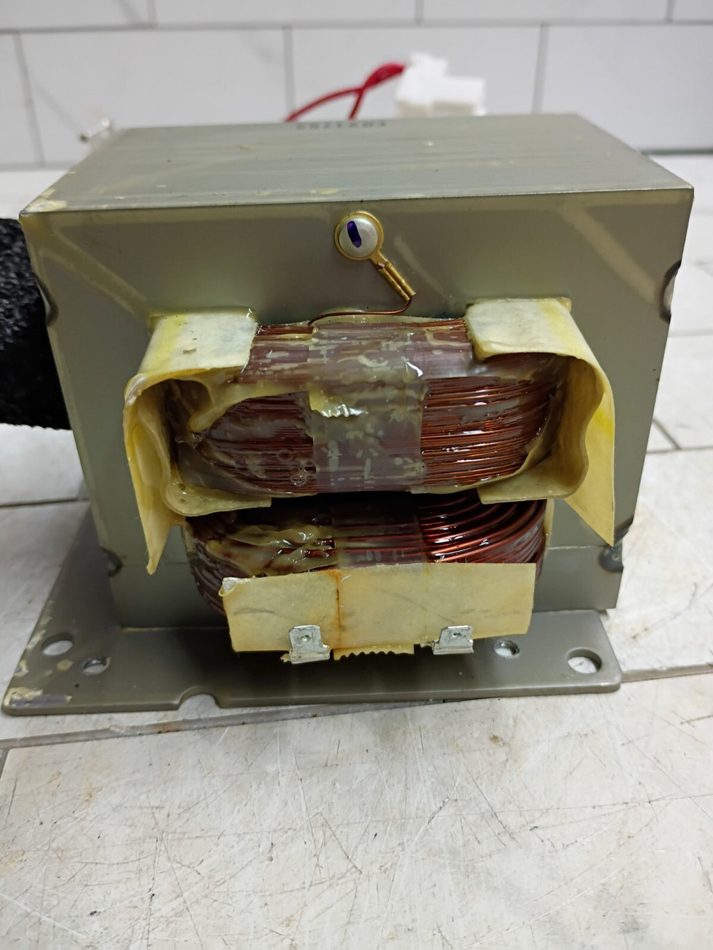 SHV-UT1136B OEM SAMSUNG Microwave High Voltage Transformer Parts Only