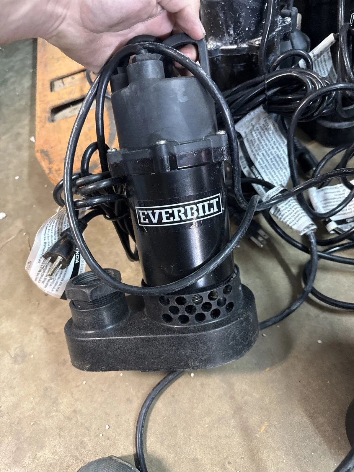 Everbilt 1/4 HP Aluminum Sump Pump w/ Tether Float Switch HDSP25W USED TESTED