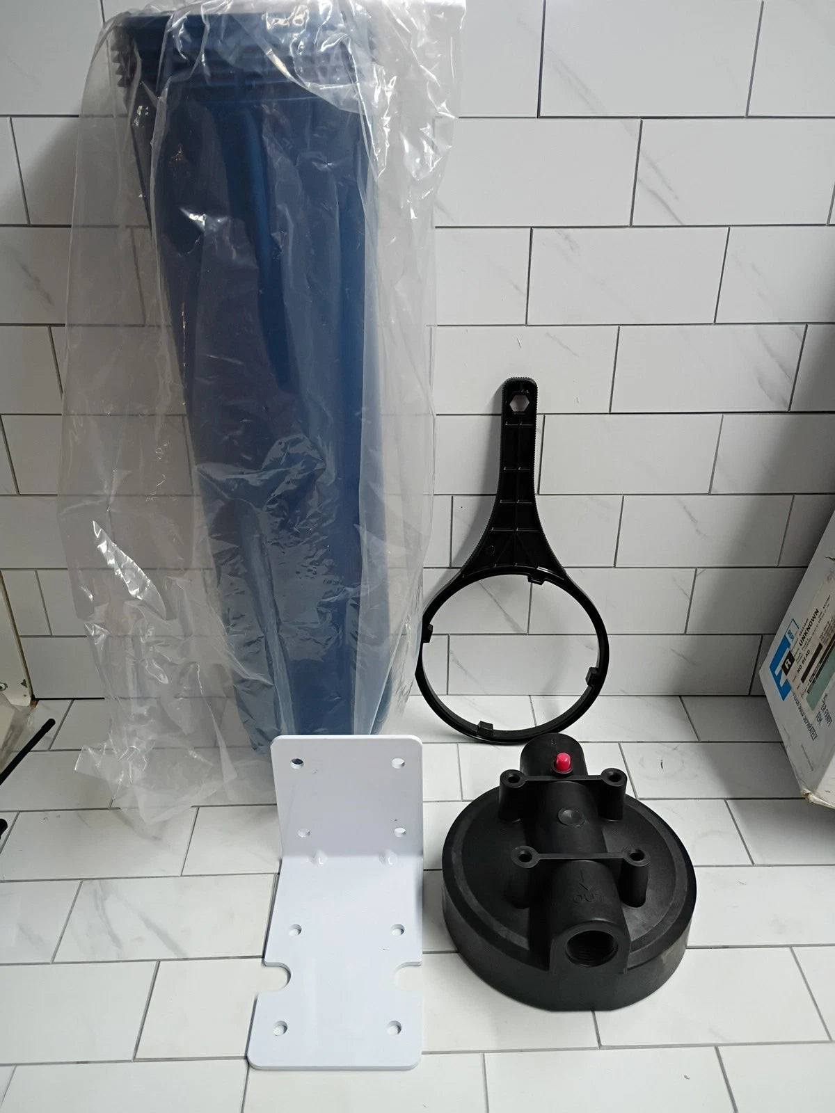 GE GXWH60T Whole House Water Filtration System, REDEUCES Sediment, High Flow OB
