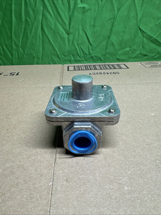 Natural Gas Regulator 1/2psi 4" GR-133B GR-133B