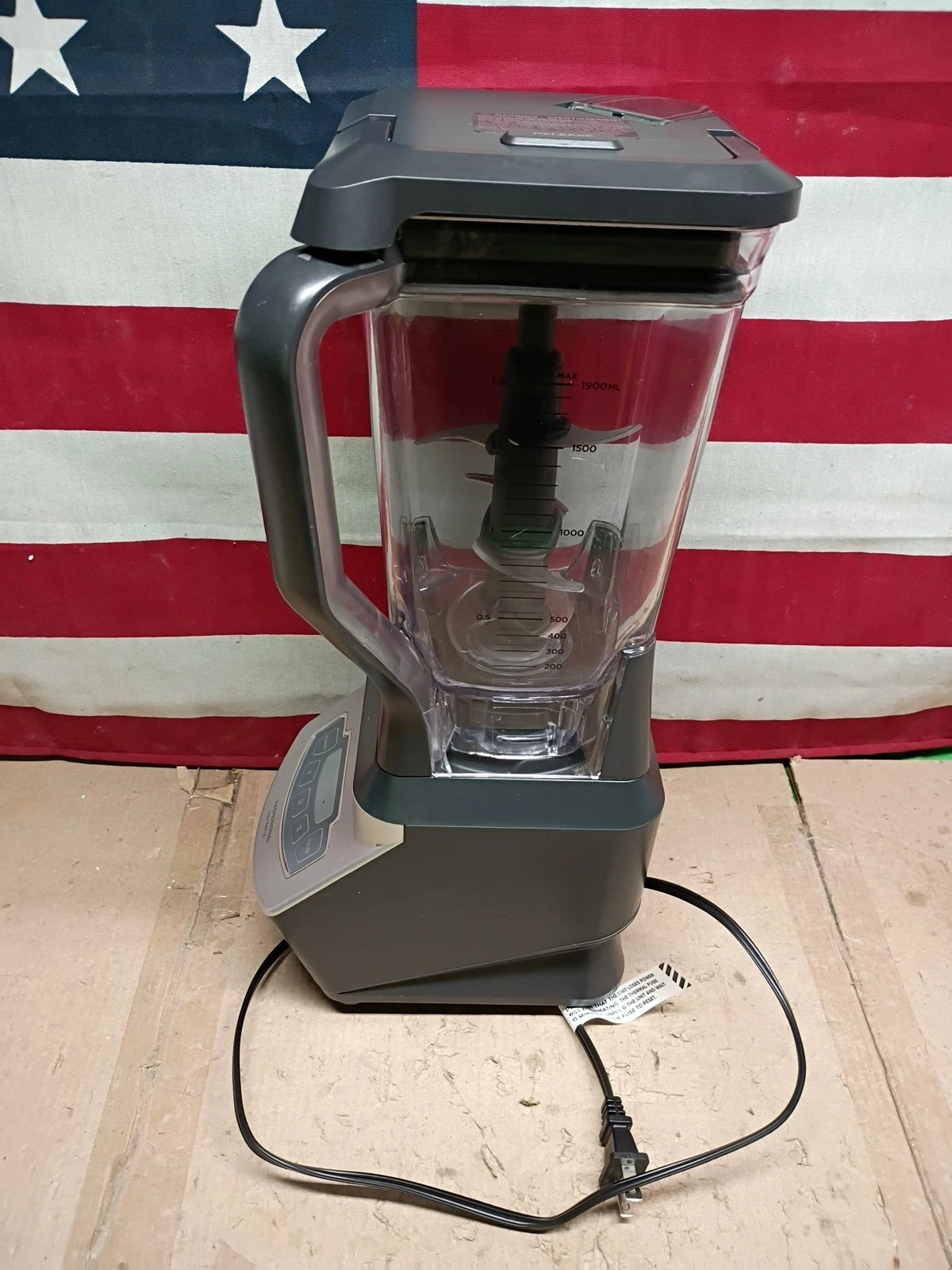 Ninja BL660 3 Speed Blender - Gray, Used Tested