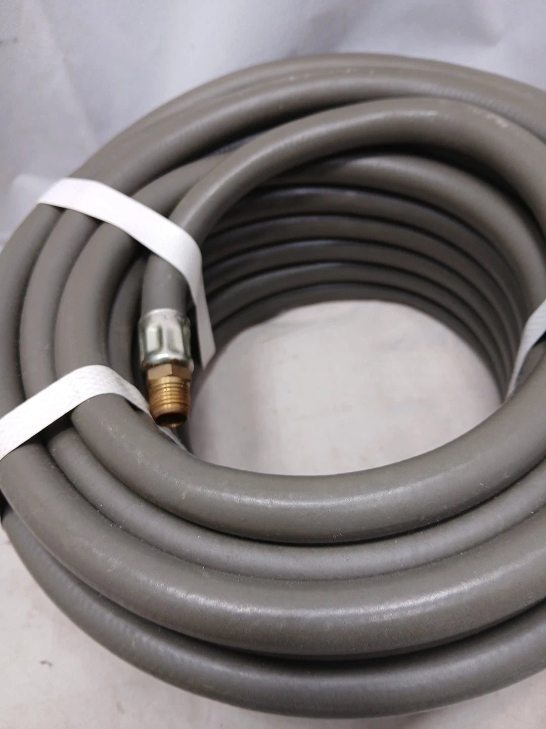 50 Ft Air Hose W.P.200 PSI B.p. 800 PSI Made In India OB