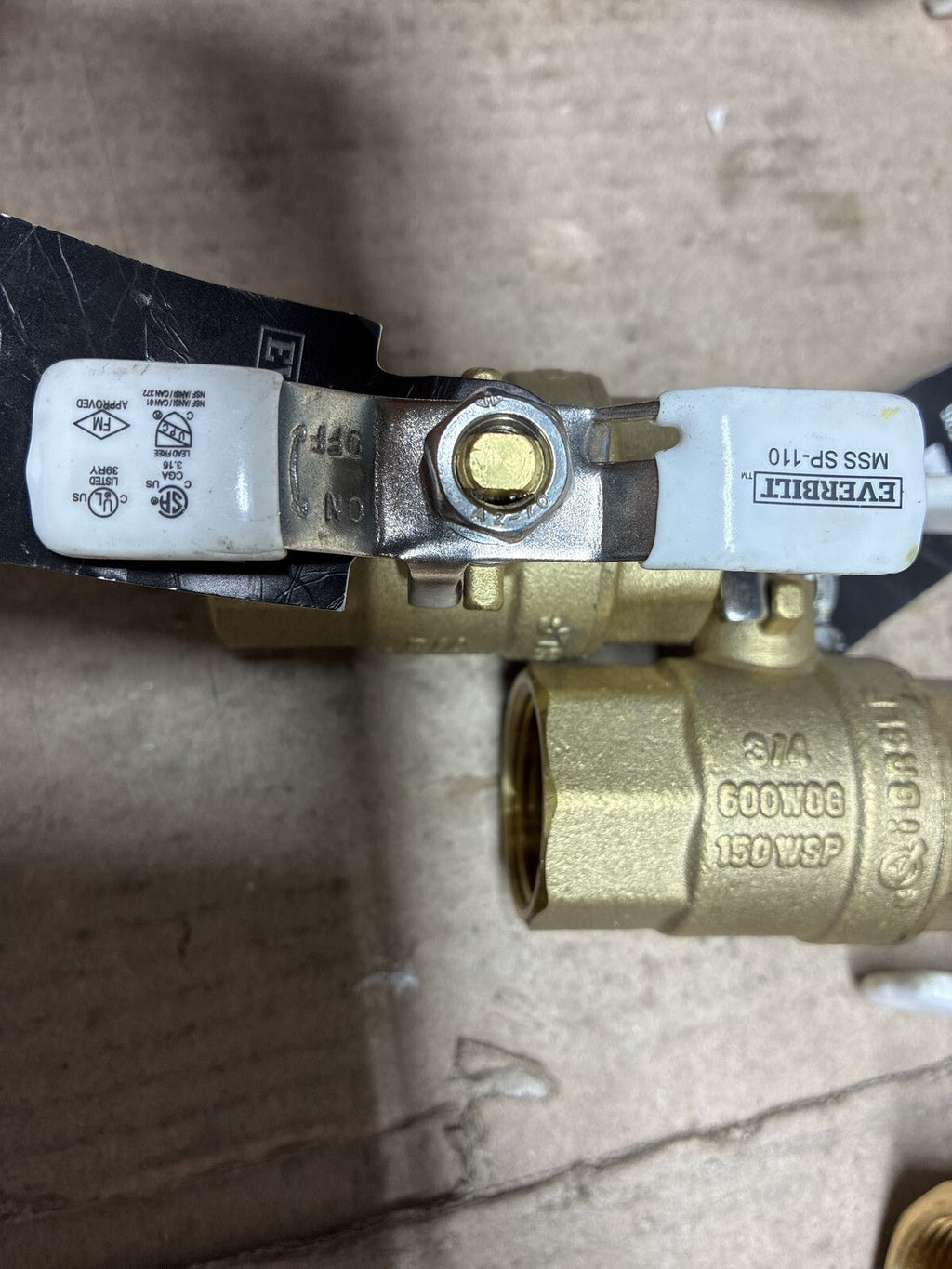 A LOT OF 6 3/4 in. FNPT Full Port Lead Free Brass Ball Valve with Tee Handle