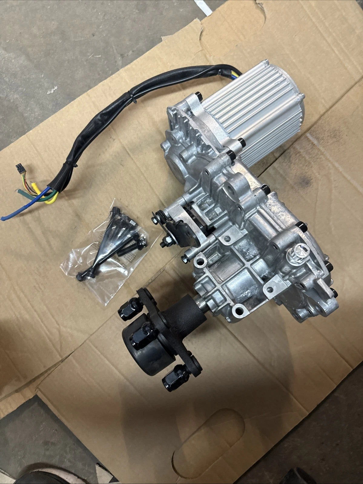 Right Drive Motor & Transaxle Assembly for Ryobi 30" Z30Li 80v Zero Turn Mower