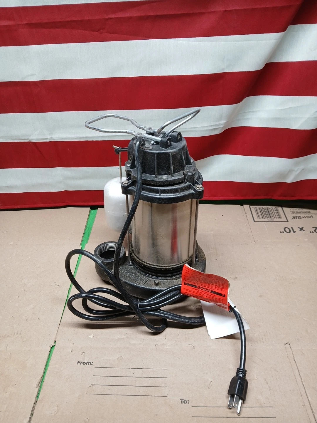 Wayne CDU1000 1 HP Stainless Steel Cast Iron Submersible Sump Pump NOB.