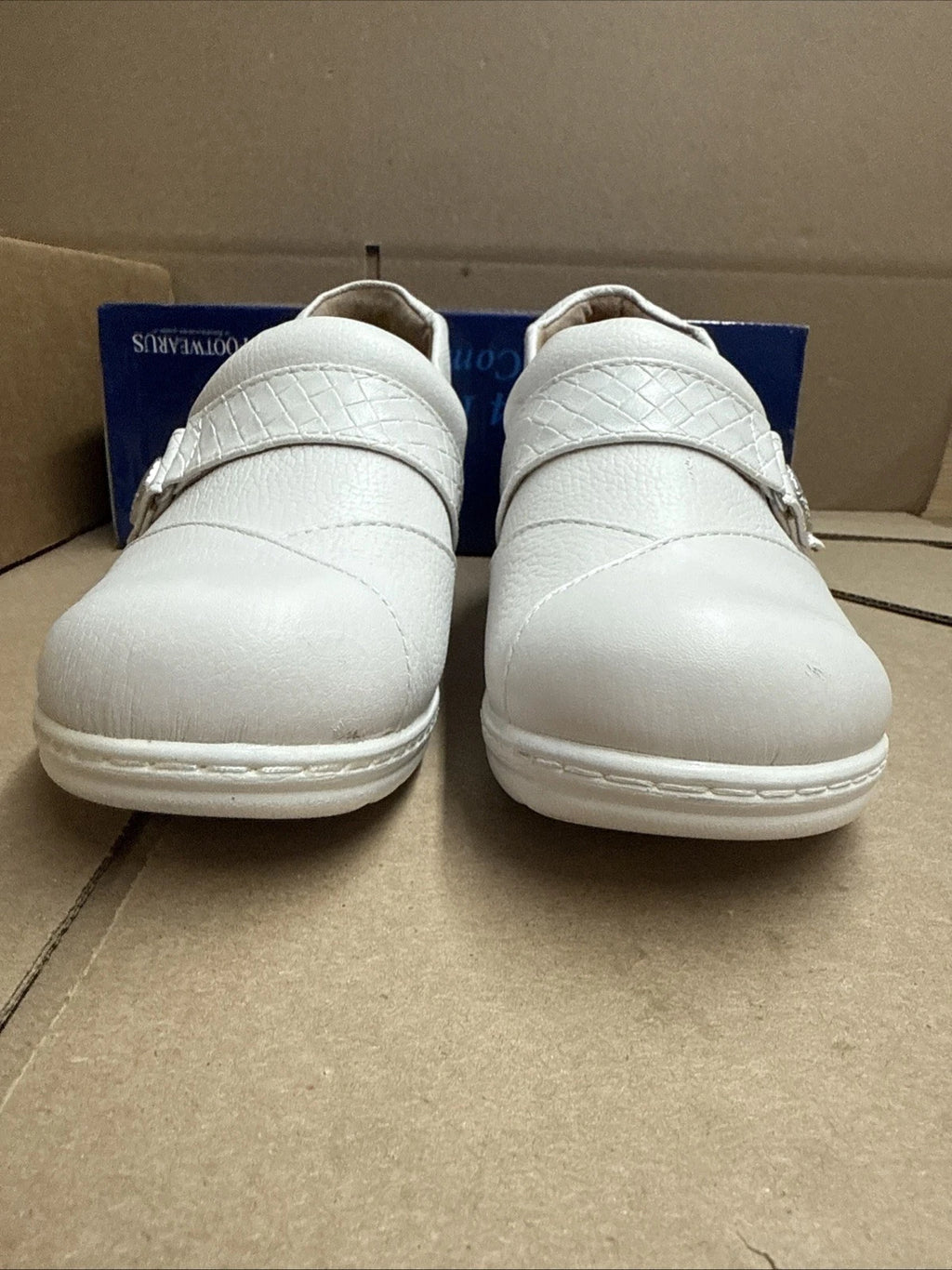 Women’s Nurse Mates Kris pillowTop lightweight Clog 8.5W White Leather