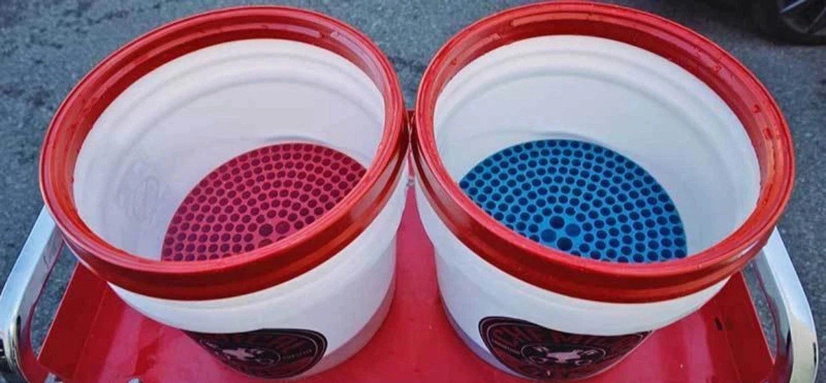 Chemical Guys DIRTTRAP02 - Cyclone Dirt Trap Car Wash Bucket Insert, Red