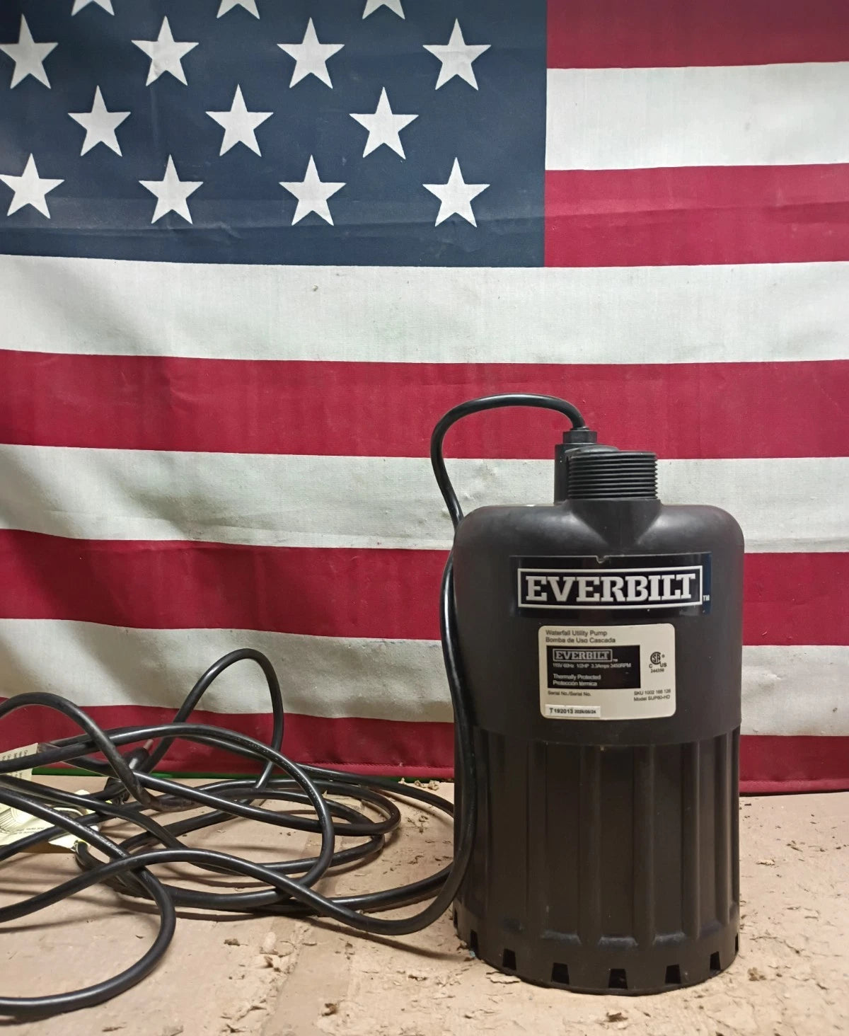 Everbilt 1/2 HP Waterfall Submersible Utility Pump, SUP80-HD Open Box