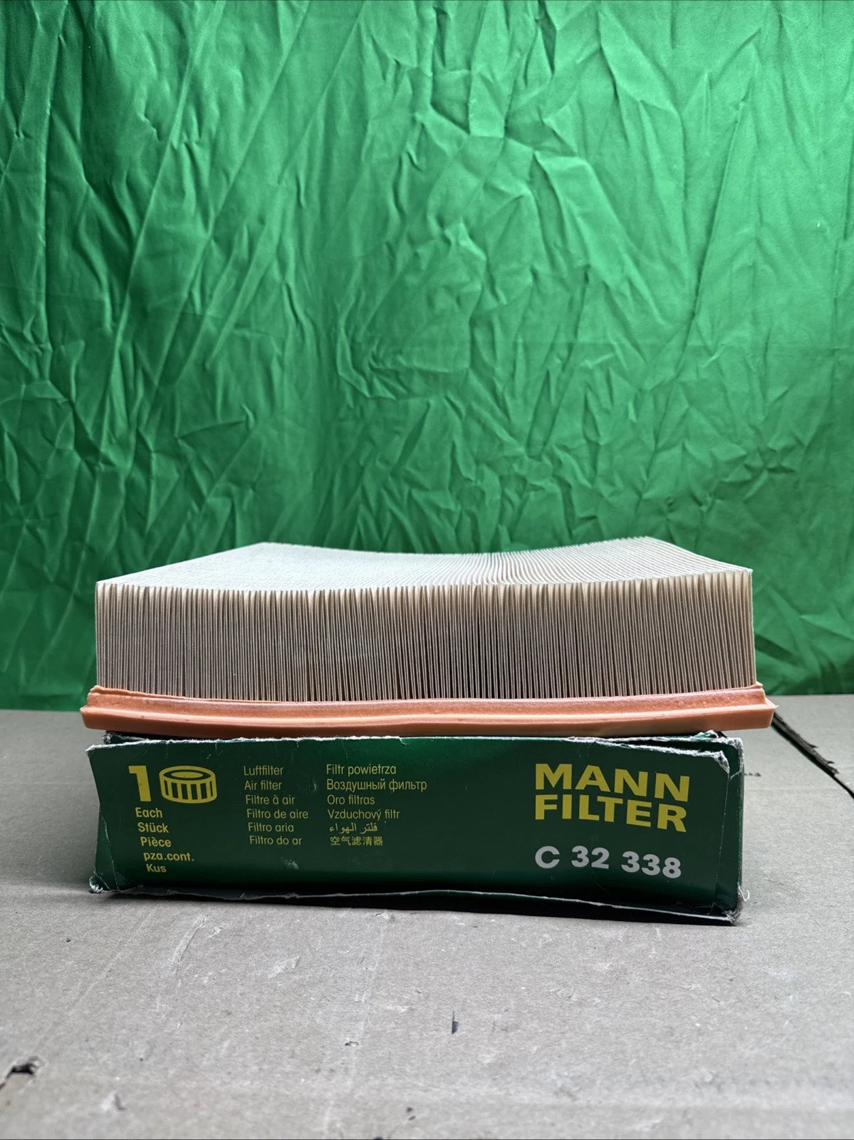 For Dodge Sprinter 2500 3500 2.7 L5 Diesel 2003-06 Panel Air Filter Mann C32338