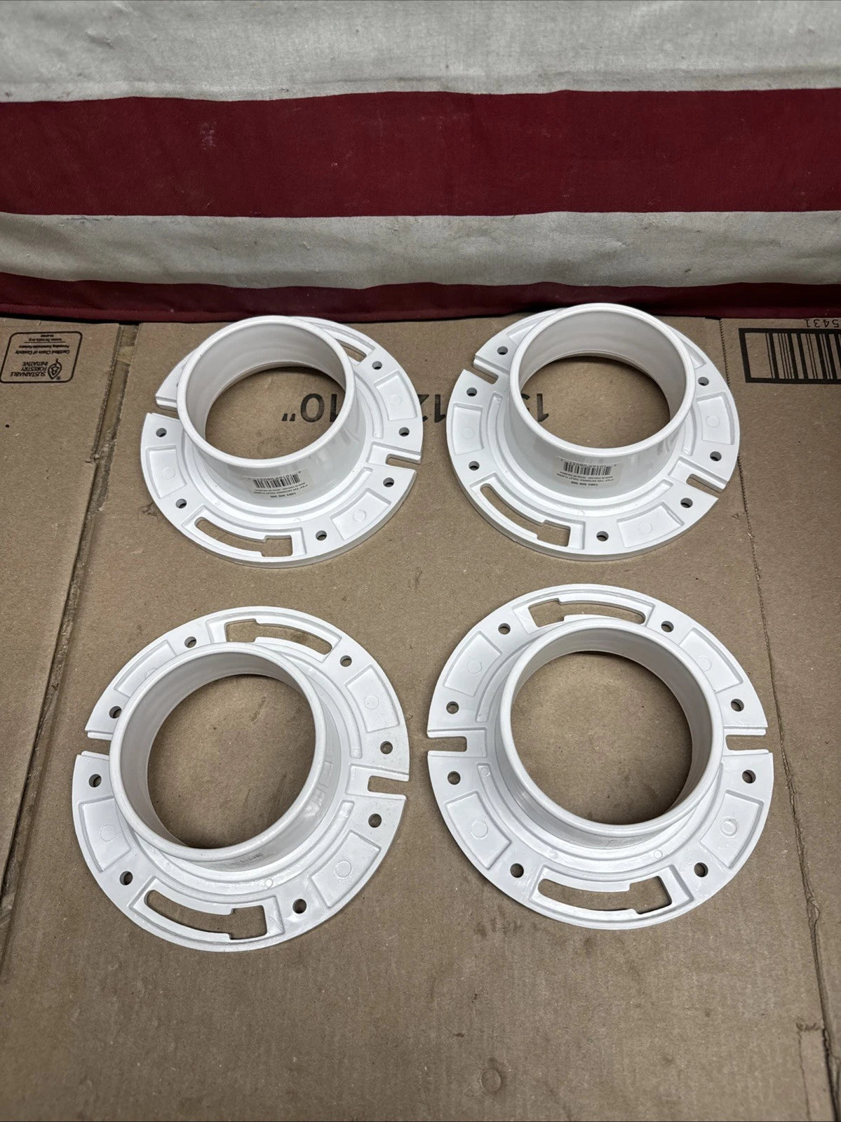 4pck 3" X 4" PVC CLOSET FLANGE NO PIPE STOP STANDARD PATERN New Open Box