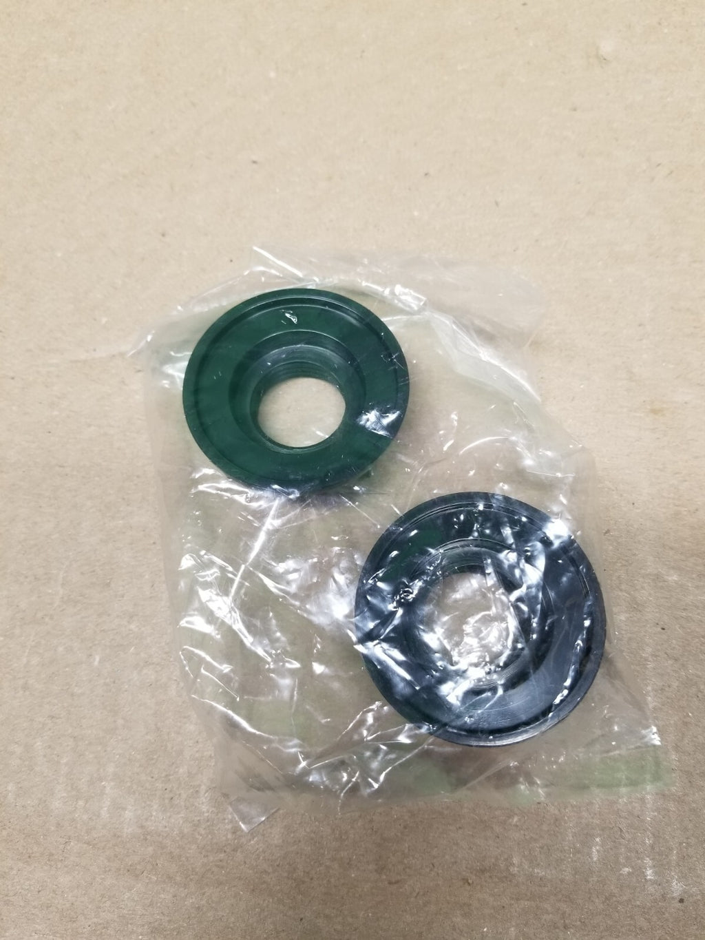 Kingston Brass KBH6228LC Alternative Handles Includes Popup Drain New Open Box