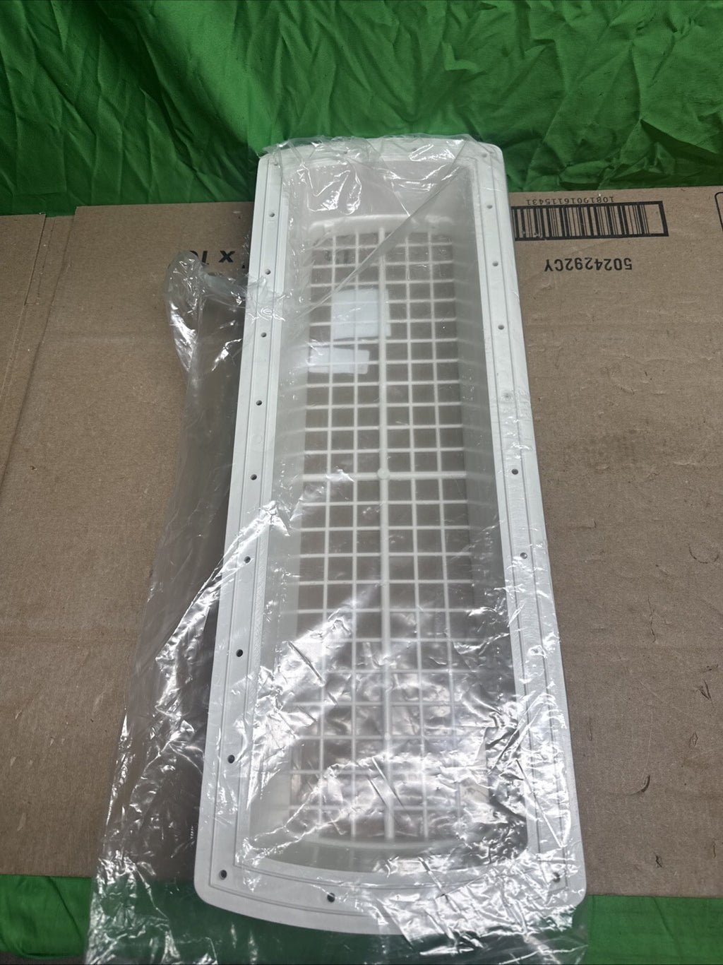 RM2043 Ventilation Kit For Use W/ Domestic Refrigerators-Vent Base 23X8” aprox