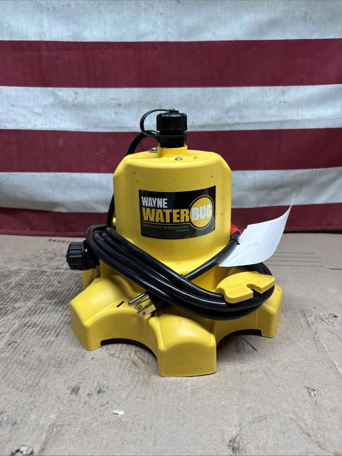 Wayne 1/6 HP WaterBUG Submersible Utility Pump with Multi-Flo Technology USED;