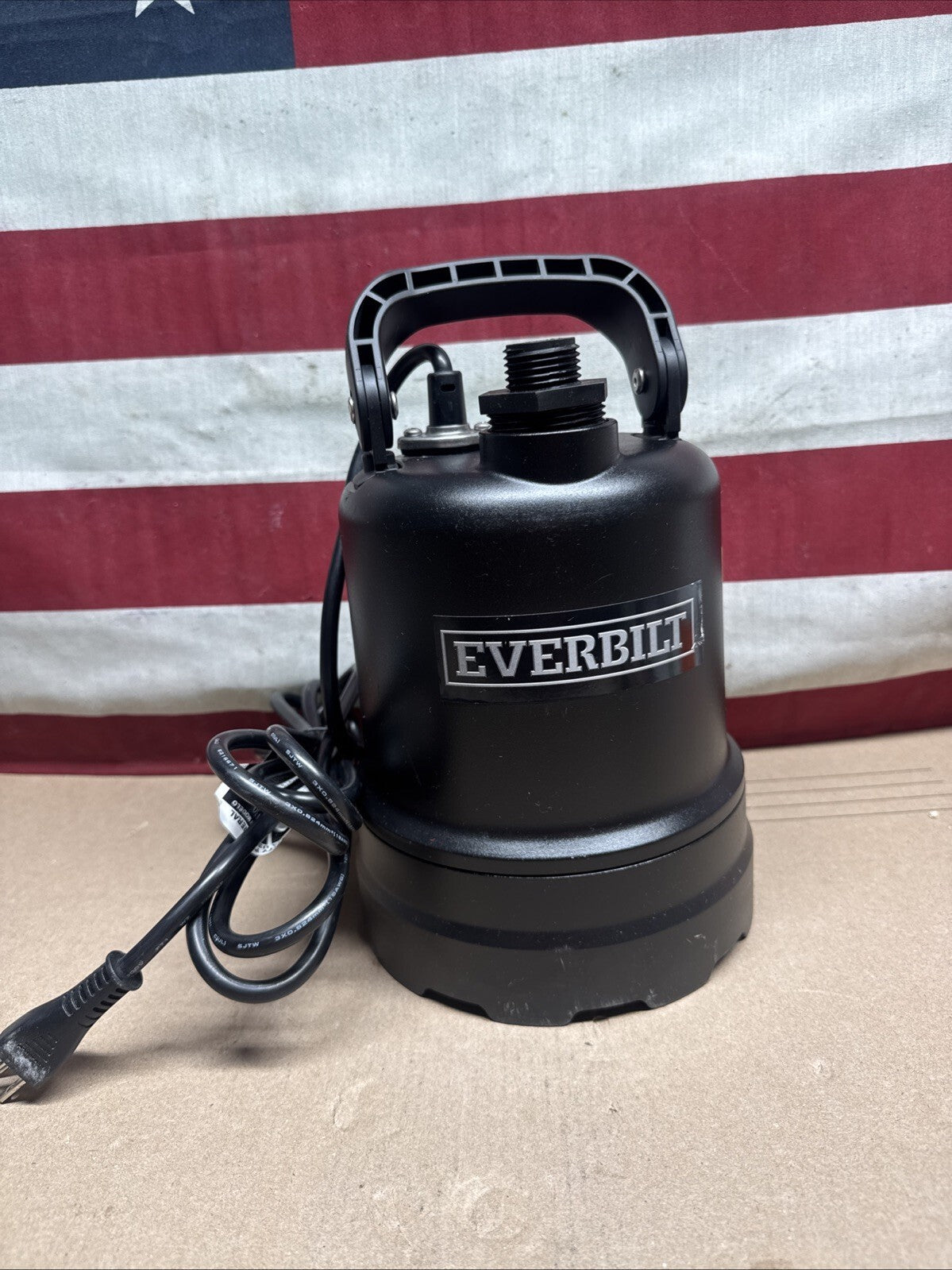 Everbilt 1/3 HP Submersible Aluminum Utility Pump Corrosion Resistant.