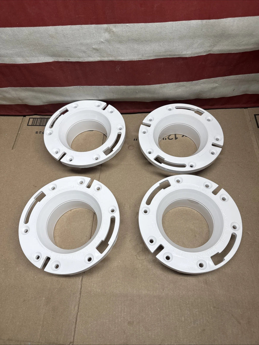 4pck 3" X 4" PVC CLOSET FLANGE NO PIPE STOP STANDARD PATERN New Open Box