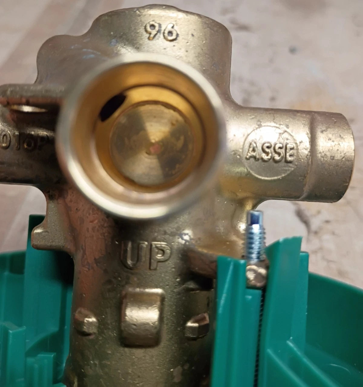 Moen 2520 Posi-Temp Pressure Balancing Shower Rough-In Valve, 1/2" CC Open Box