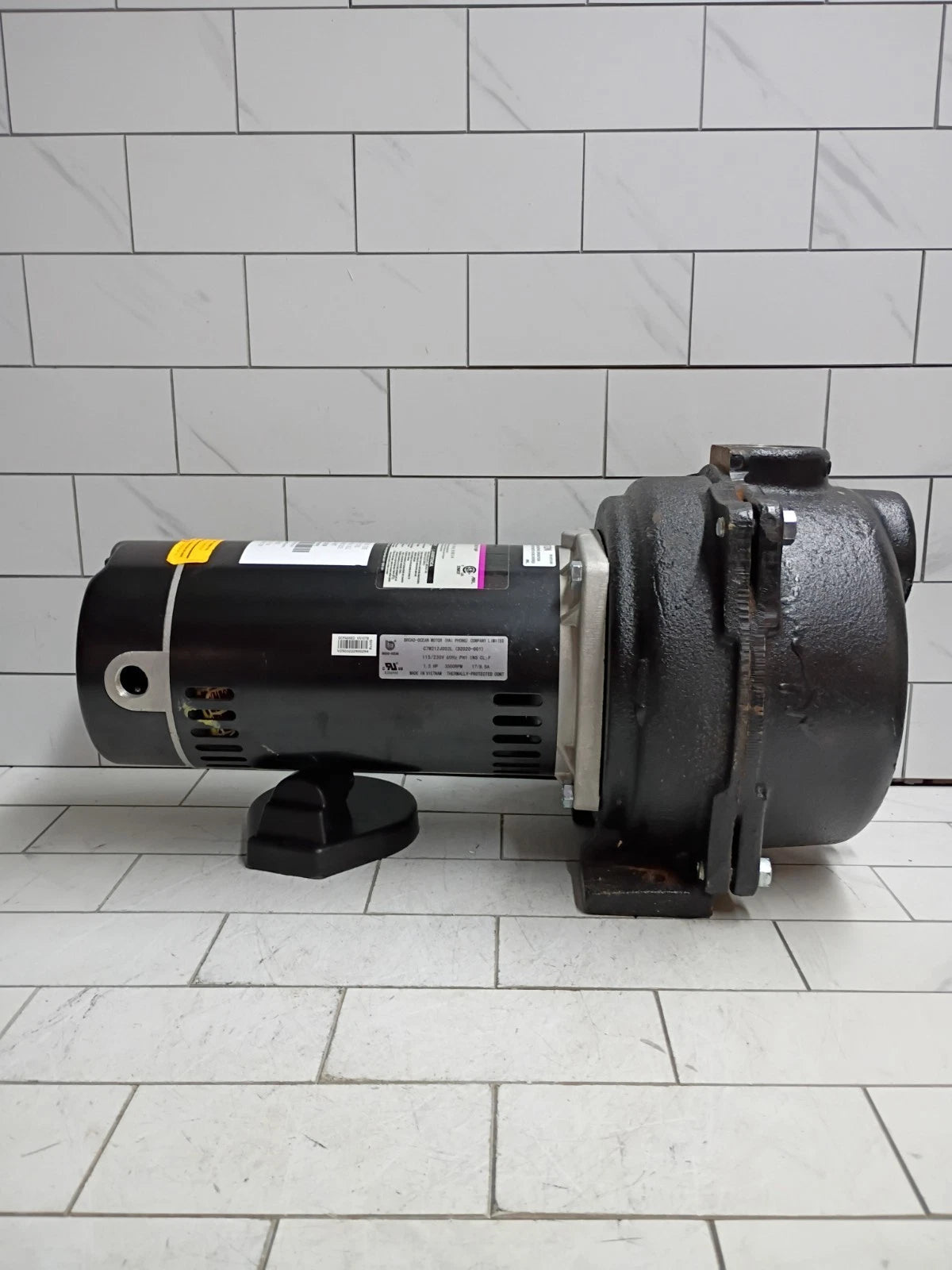 Wayne WLS150 1-1/2HP 230V Cast iron Lawn Irrigation Sprinkler pump FOR PARTS ONL