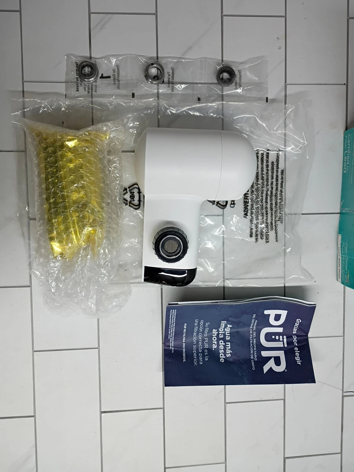 Pur Horizontal Faucet Water Filtration System with Filter White PFM244W New OB