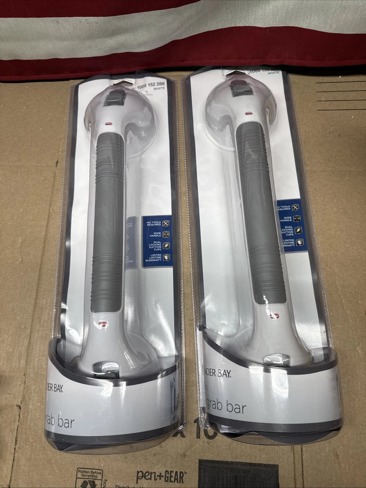Lot Of 2 GLACIER BAY 16-1/2in Suction AssistBar w/Safety Indicators FGB196GB THD