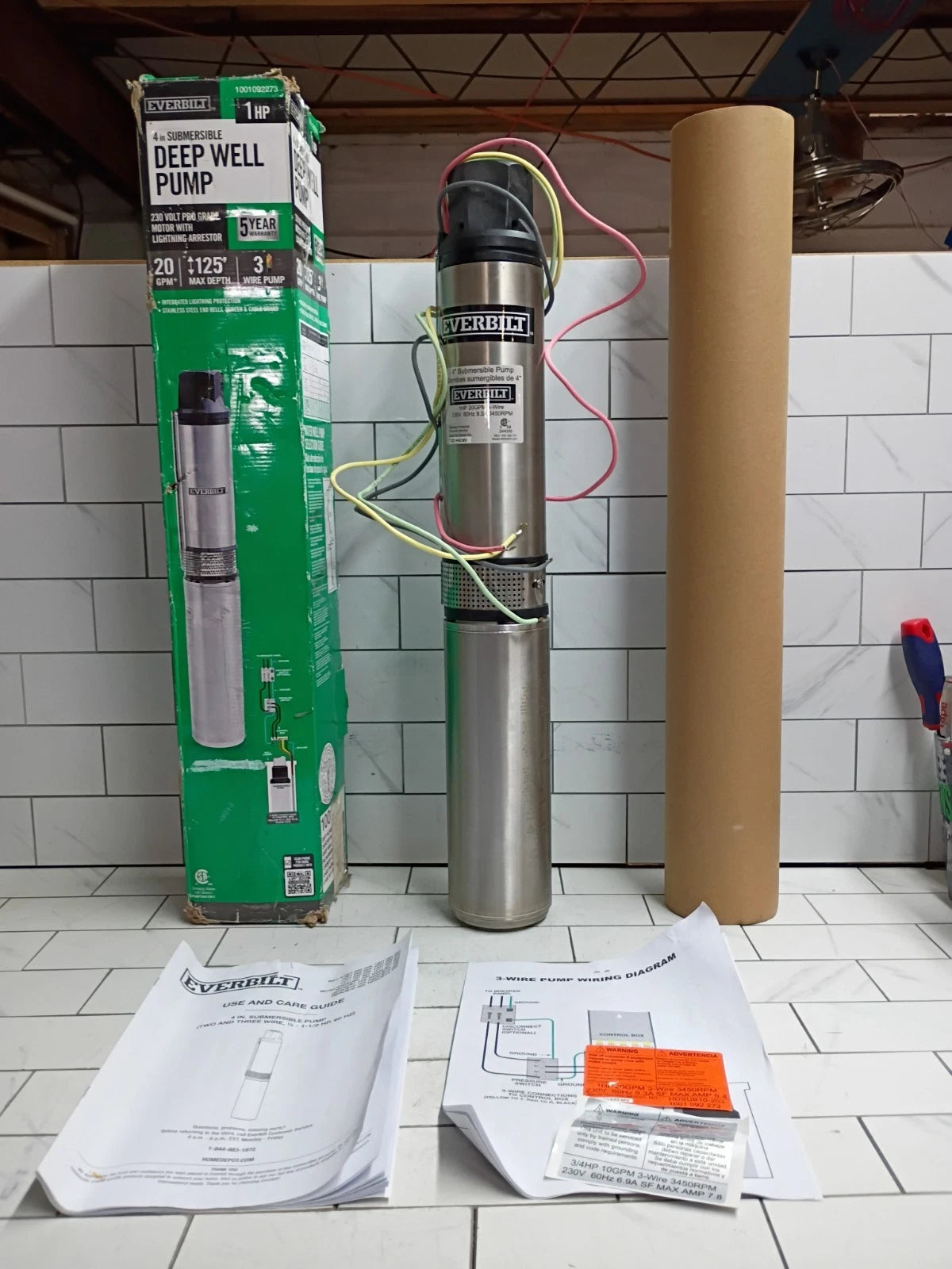 Everbilt HDSUB10-203 1HP Submersible 3-Wire 20GPM Deep Well Pump NEW OPEN BOX