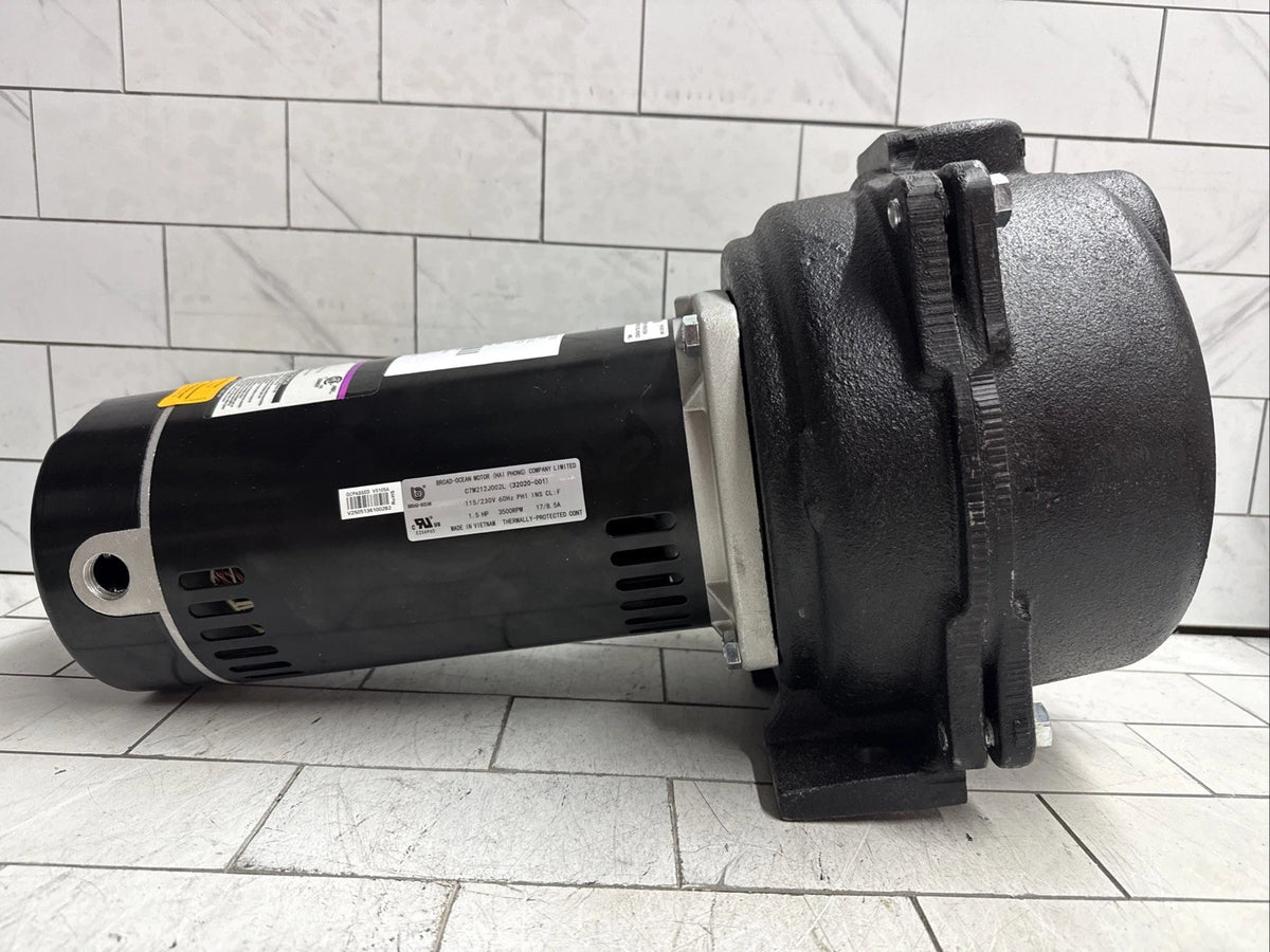 Wayne WLS150 1-1/2 HP Cast Iron Quick-Prime Lawn-irrigation Sprinkler Pump. NOB