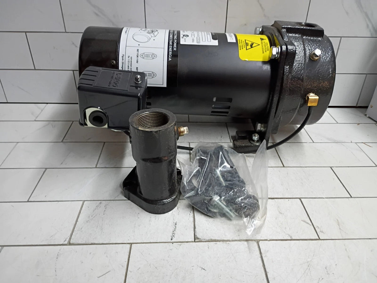 1/2 HP Convertible Deep Well Jet Pump See Pictures FOR PARTS ONLY.