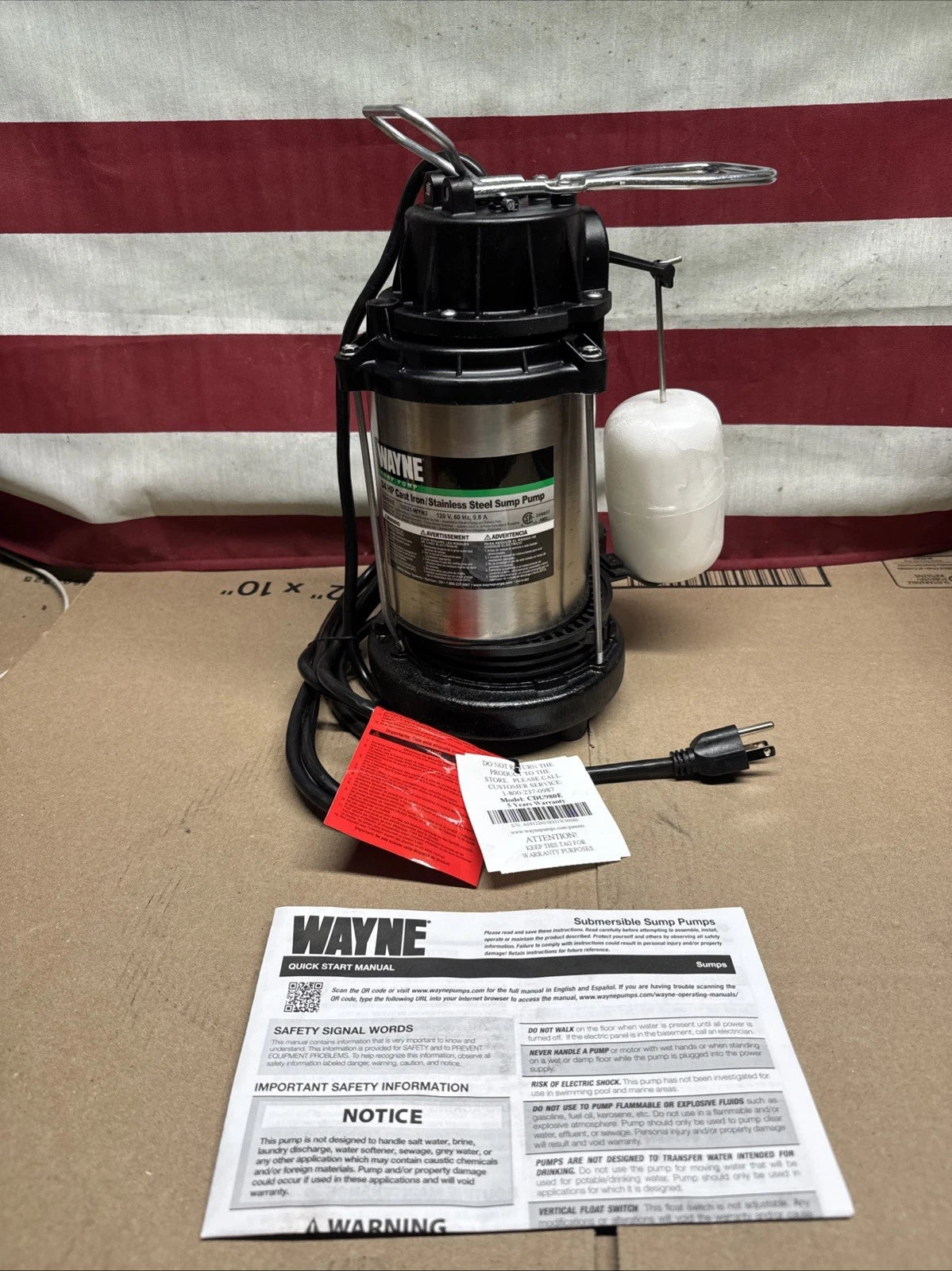 Wayne 3/4 HP Corrosion Resistant Submersible Sump Pump 5490 GPH 15 PSI CDU980E