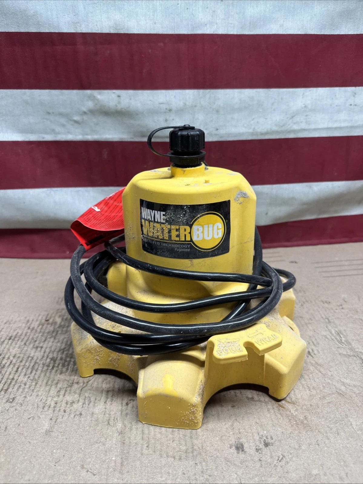 Wayne 1/6 HP WaterBUG Submersible Utility Pump with Multi-Flo Technology USED