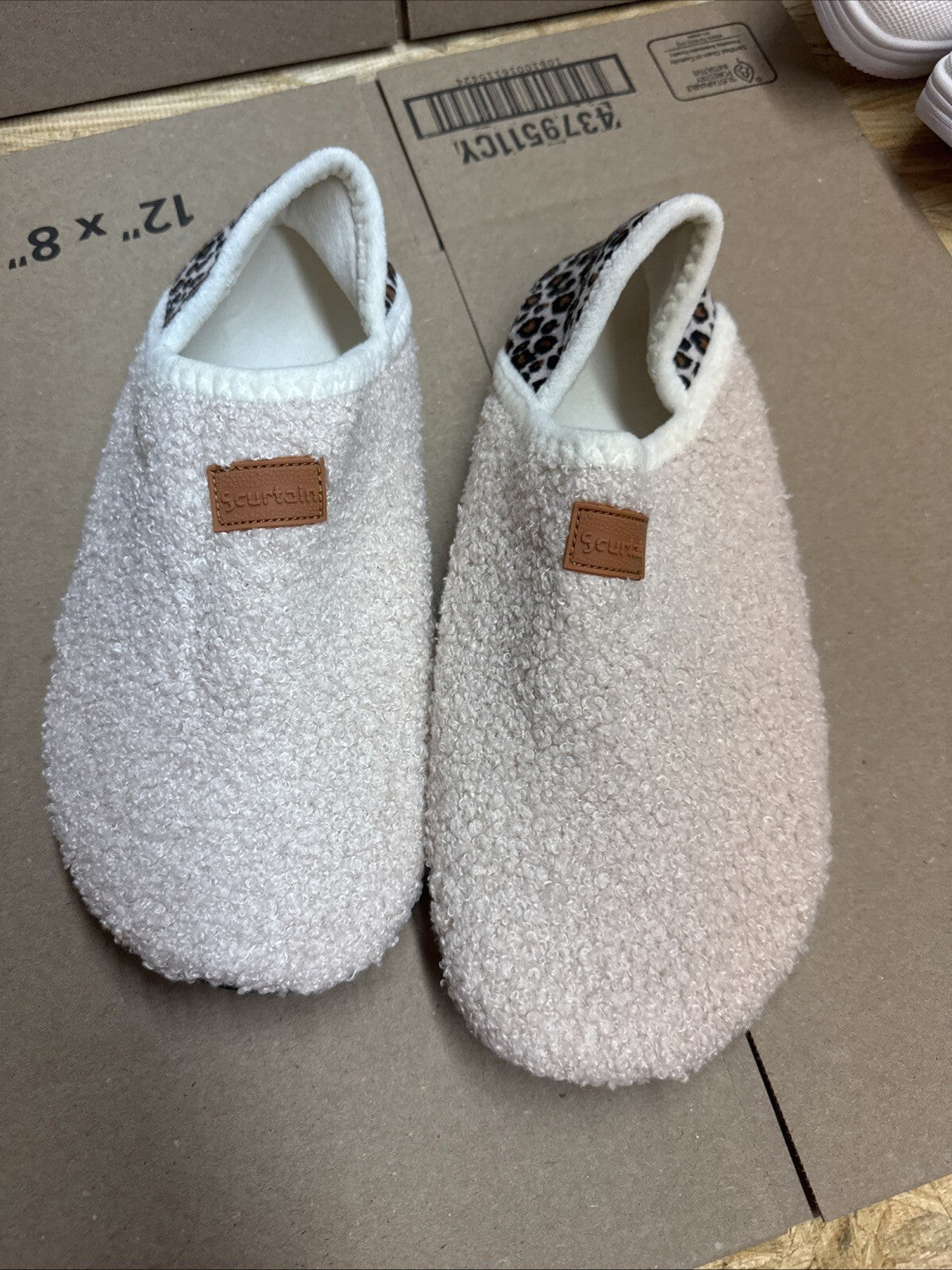 House Slippers for Women Soft-Lightweight Shoes Furry Slippers XL