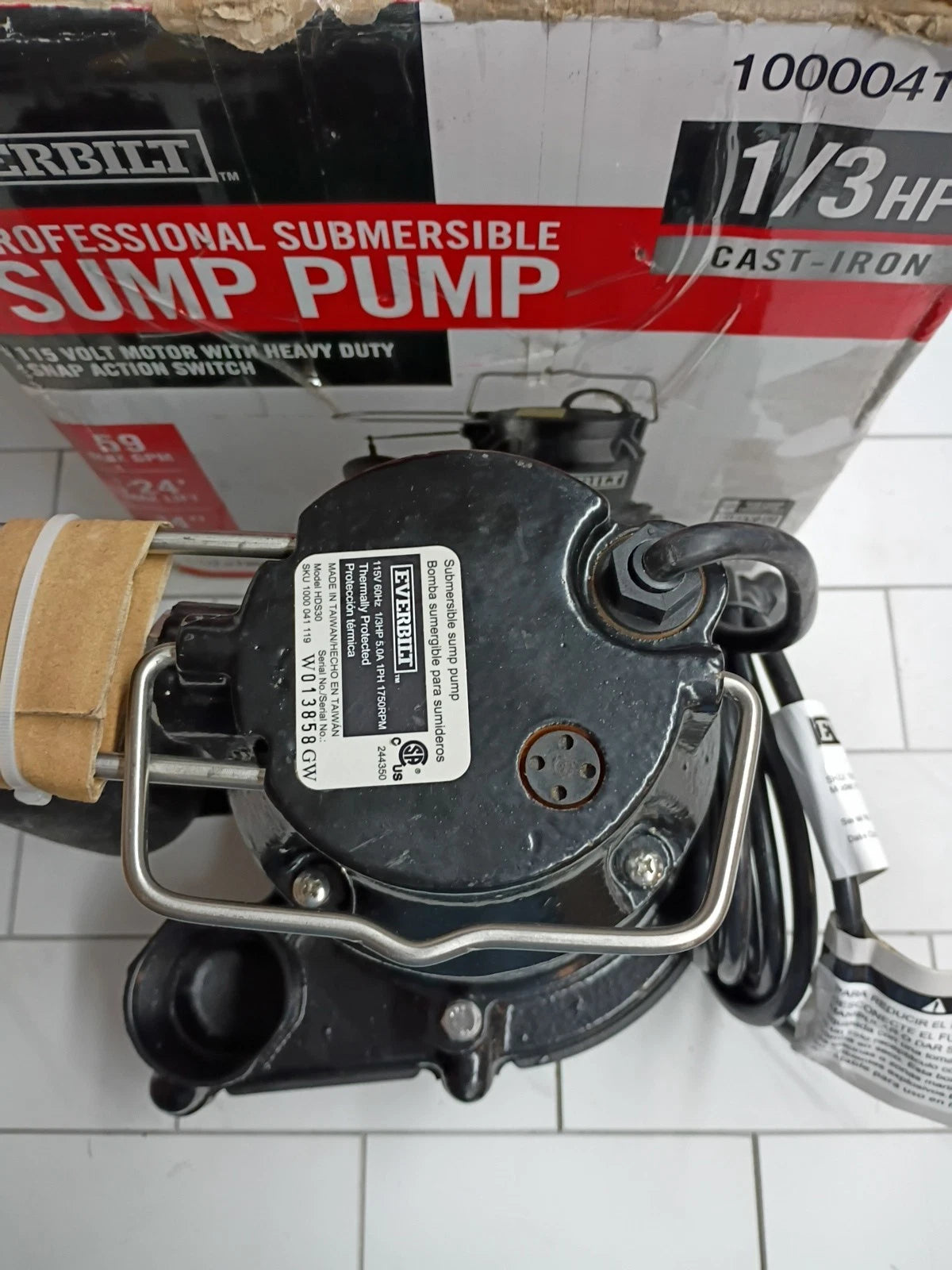 Everbilt 1000041119 1/3 HP Cast Iron Submersible Sump Pump Read Description