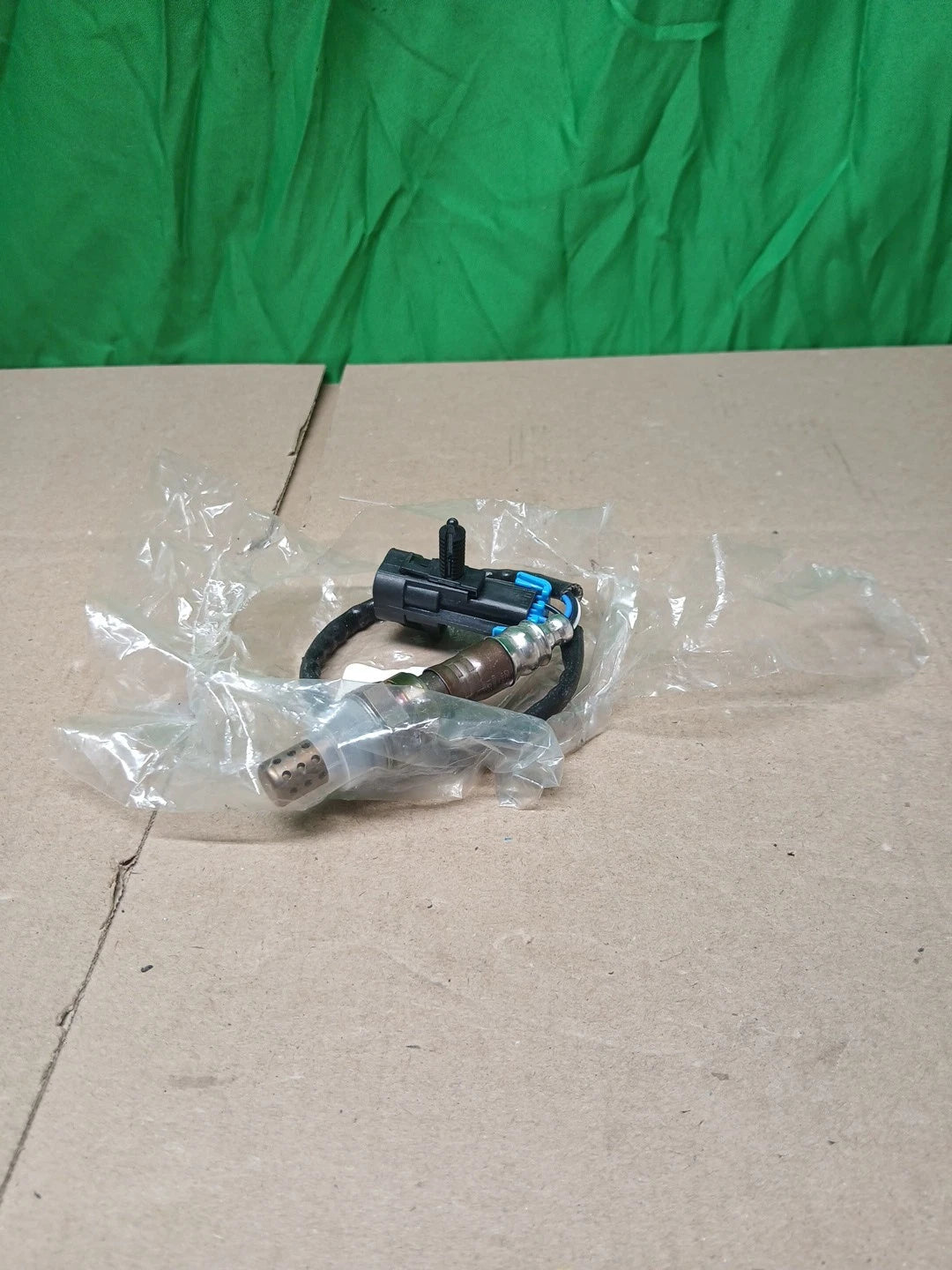 Denso Oxygen Sensor 234-4018 NEW OPEN BOX
