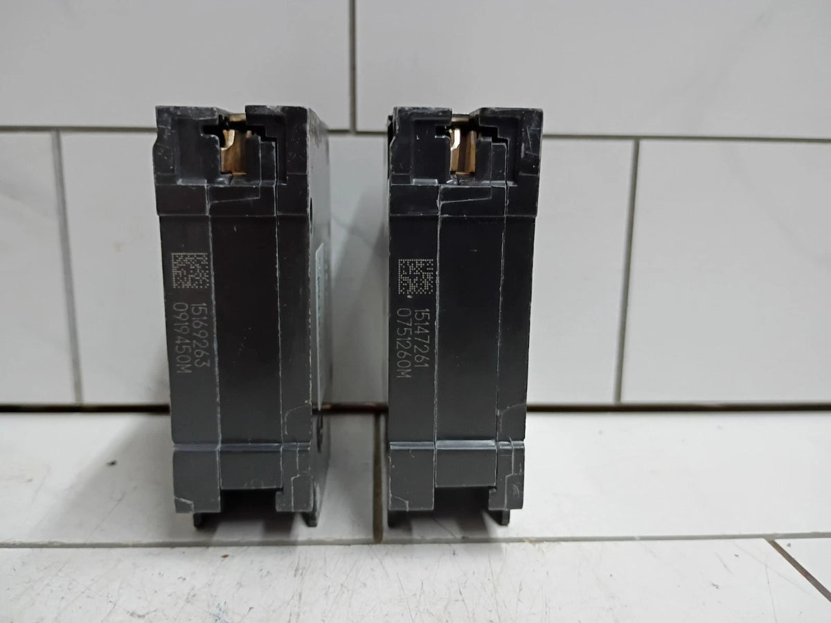 (2 Pack)Siemens Q2020 Tandem Circuit Breaker Plug In 20/20 Amp 1 Pole 120 Volt