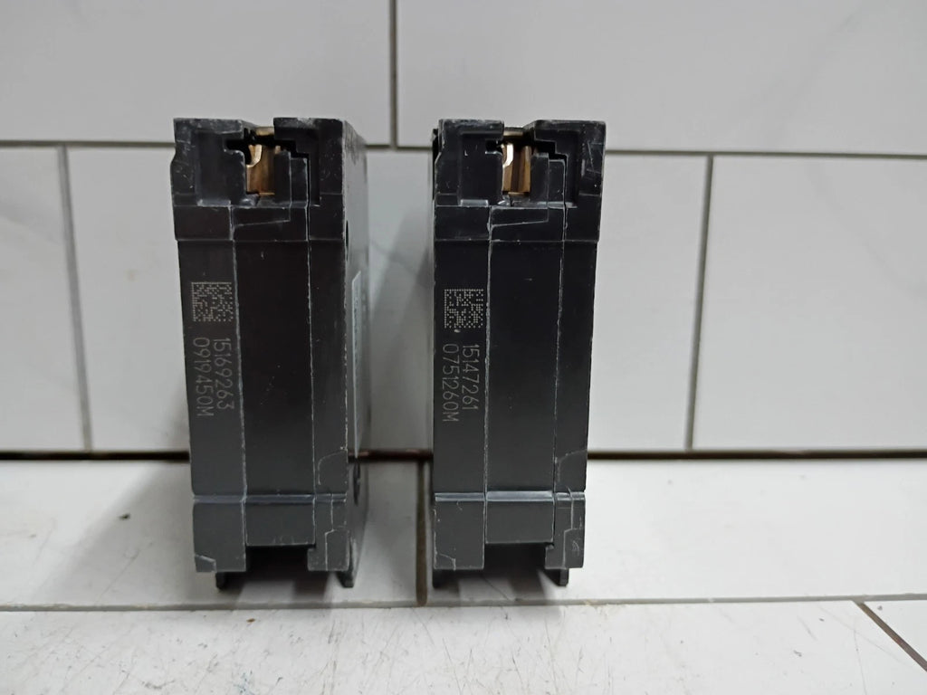 (2 Pack)Siemens Q2020 Tandem Circuit Breaker Plug In 20/20 Amp 1 Pole 120 Volt