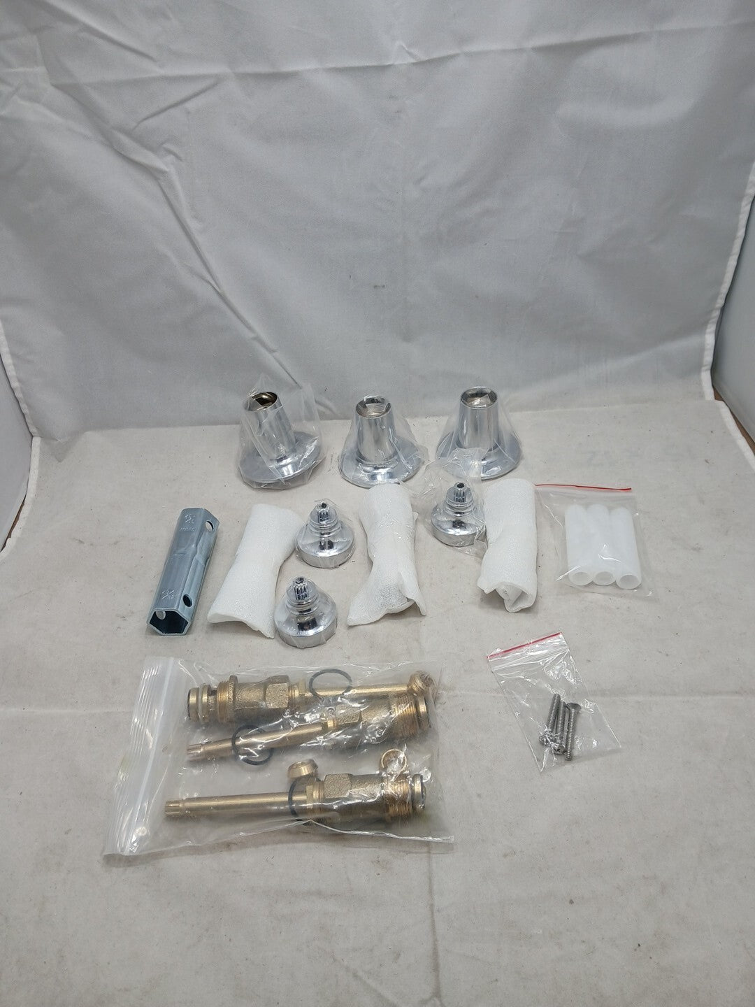 Danco Tub/Shower Remodeling Kit for Pfister - Porcelain Lever 39695