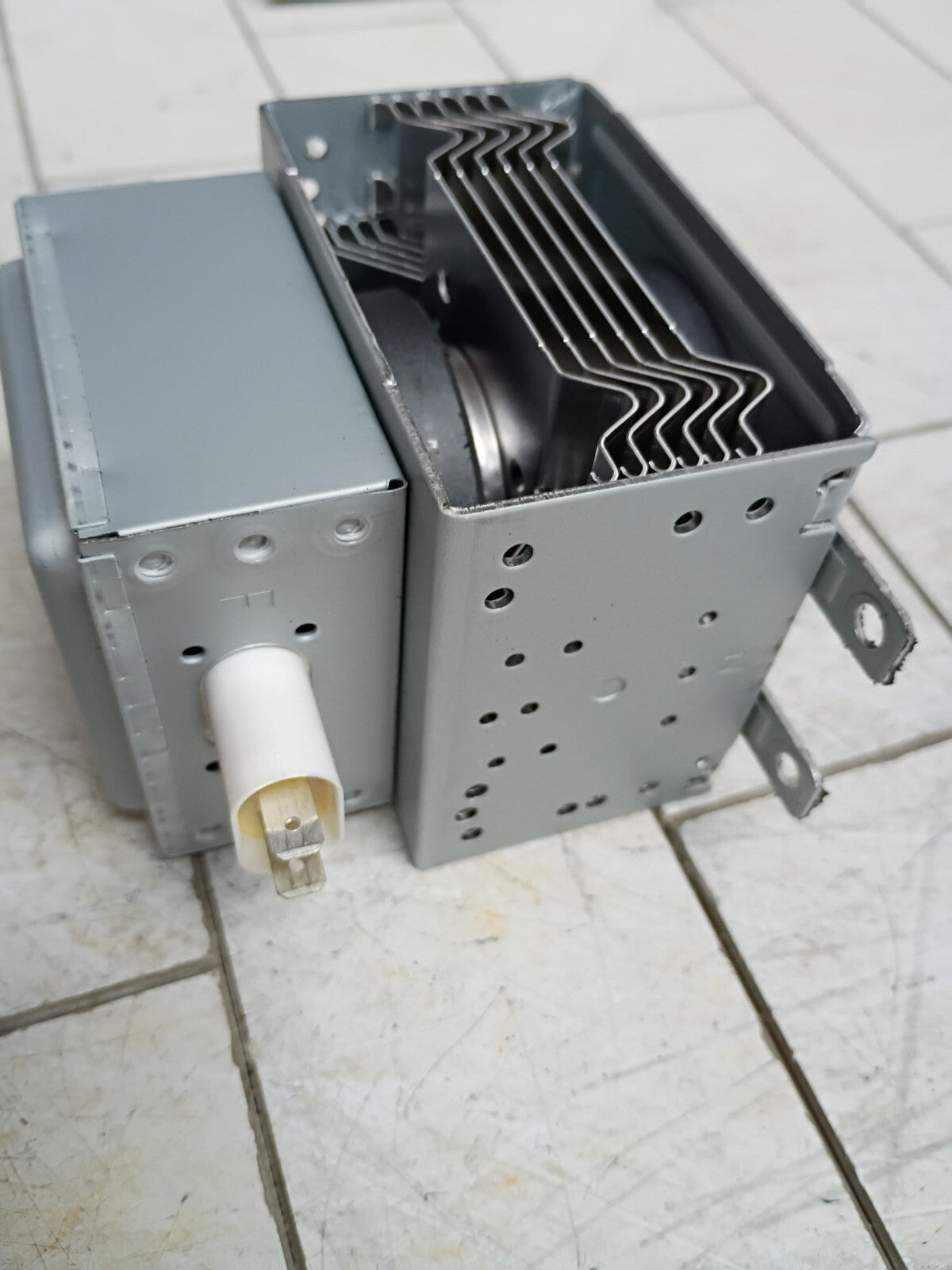 Microwave Magnetron for Samsung For DE69-0103 Parts Only