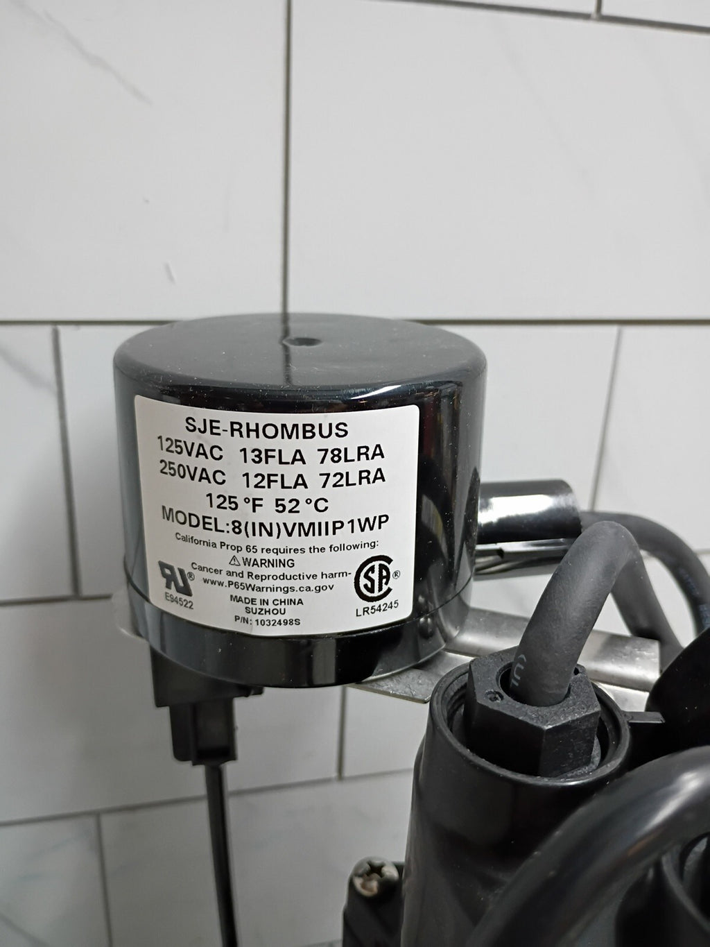 Everbilt HDSP25V 1/4 HP Aluminum Submersible Sump Pump Vertical Switch Open Box