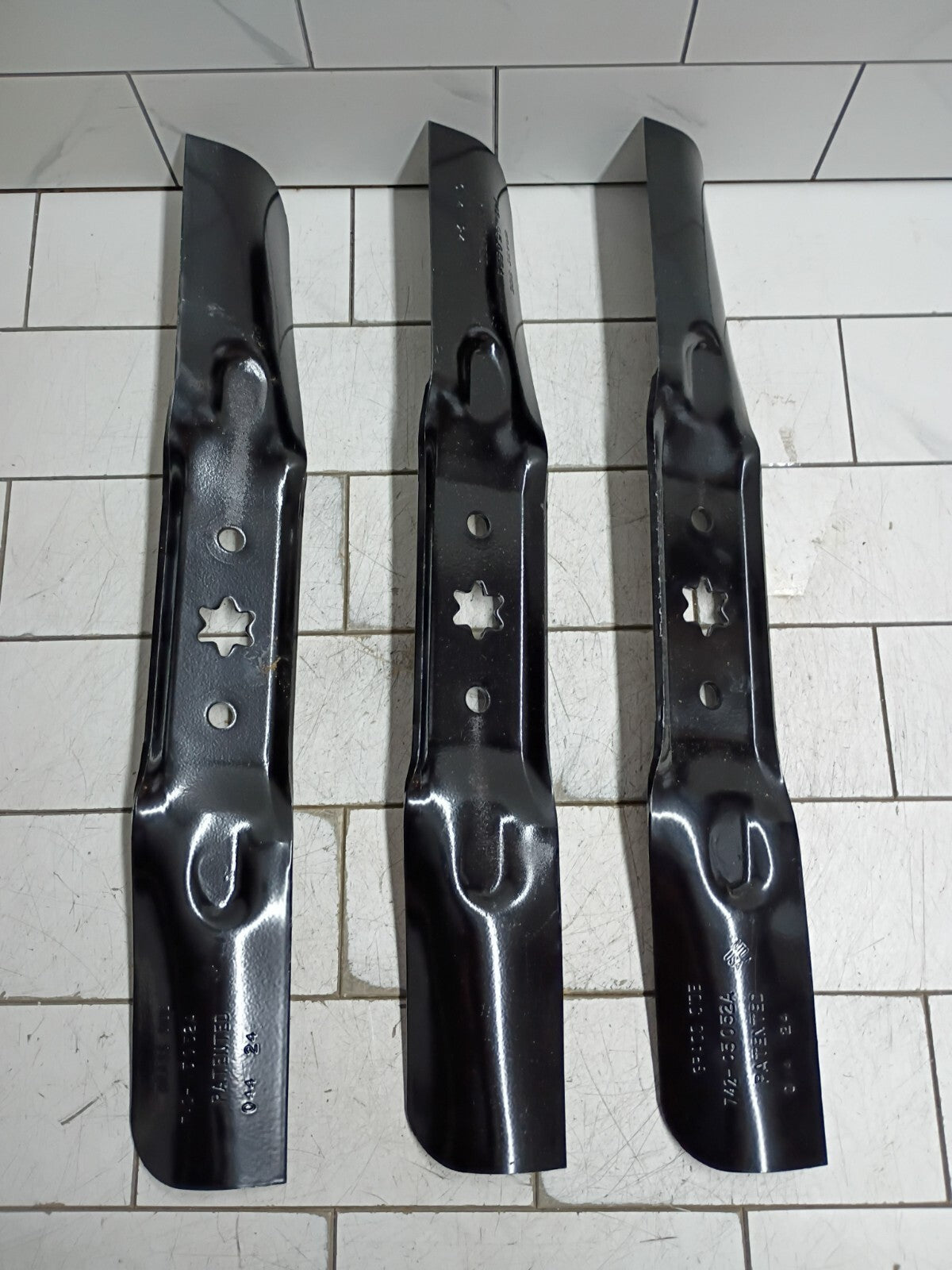 Cub Cadet 50 Inch Blade Set 942-05052 & 742-05052 for 50" Decks NEW
