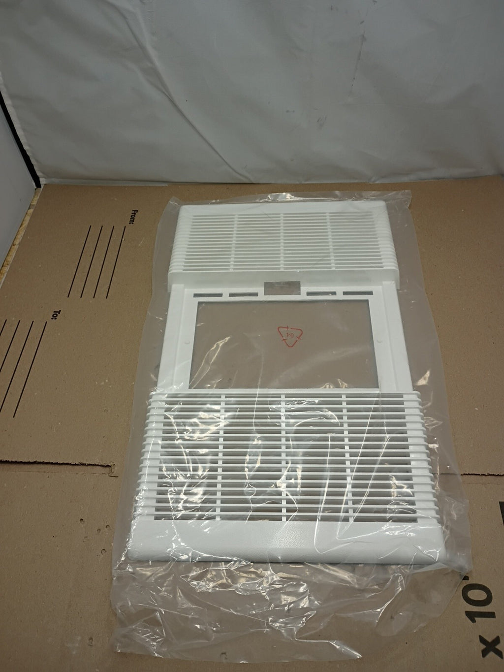 BROAN 765H80L 80 CFM Ceiling Bathroom Exhaust Fan Light and 1300-Watt Heater