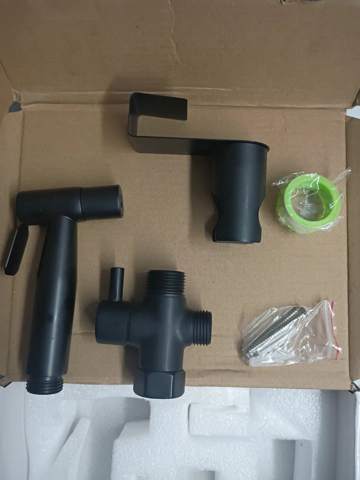 TH-FX0021 Bidet Attachments Matte Black Sprayer, Sprayer Holder, T-Valve Hose OB
