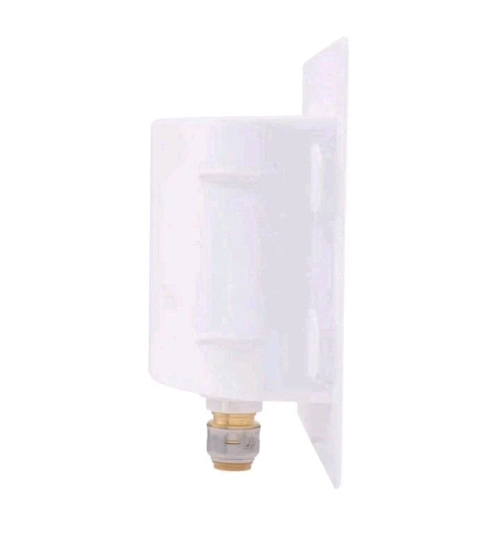 SharkBite 1/2 in. Push-to-Connect Brass Ice Maker Outlet Box